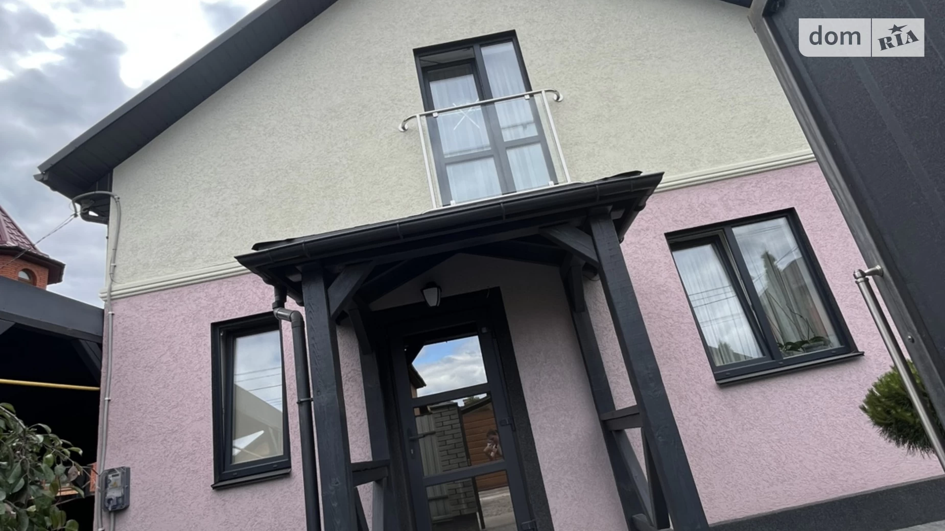 Продается дом на 2 этажа 106 кв. м с гаражом, цена: 165000 $ - фото 2
