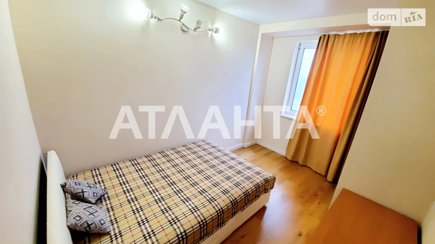 Продается 1-комнатная квартира 42.8 кв. м в Одессе, ул. Прохоровская, 39 - фото 2