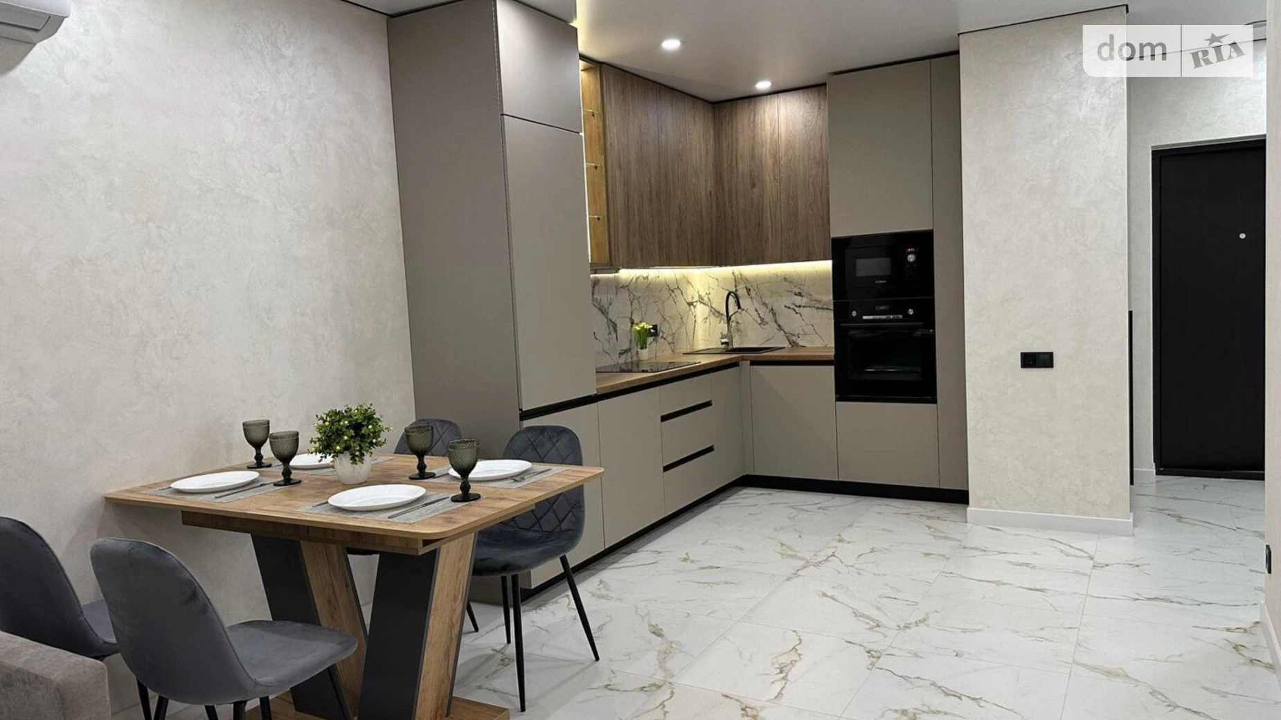 Продається 1-кімнатна квартира 46 кв. м у Києві, цена: 97500 $ - фото 2