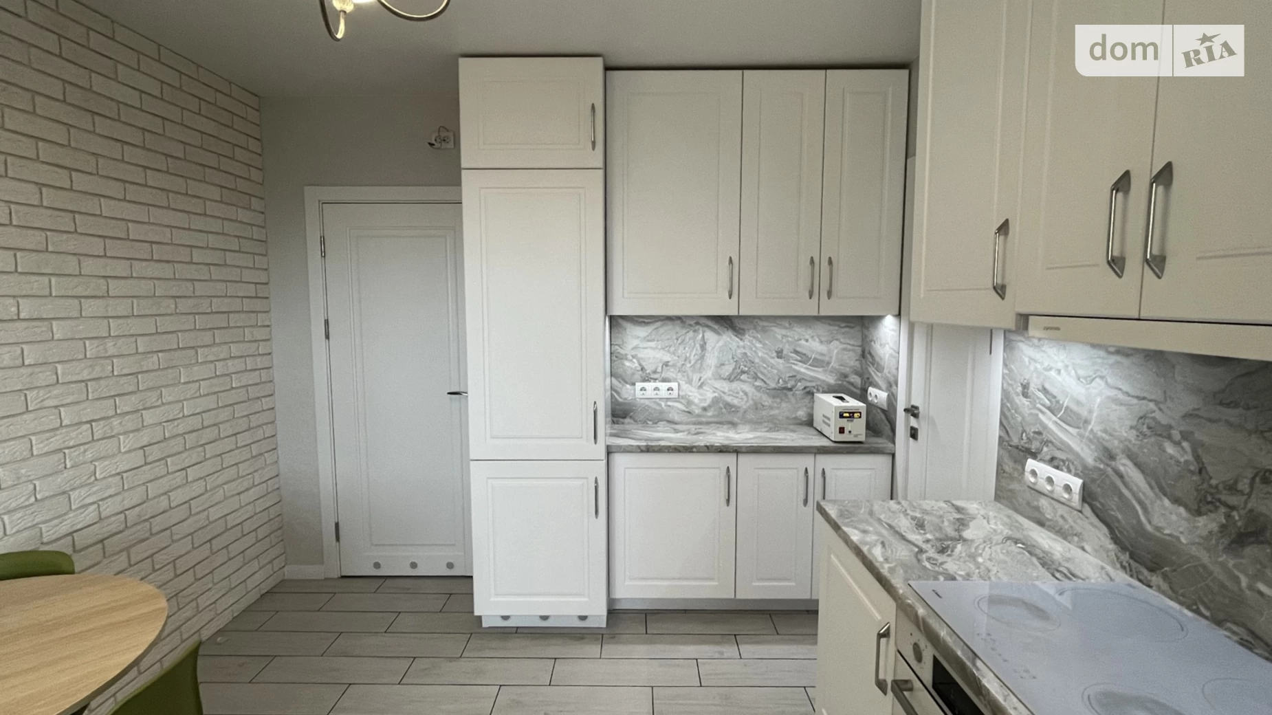 Продається 3-кімнатна квартира 80.9 кв. м у Києві, цена: 130000 $ - фото 2