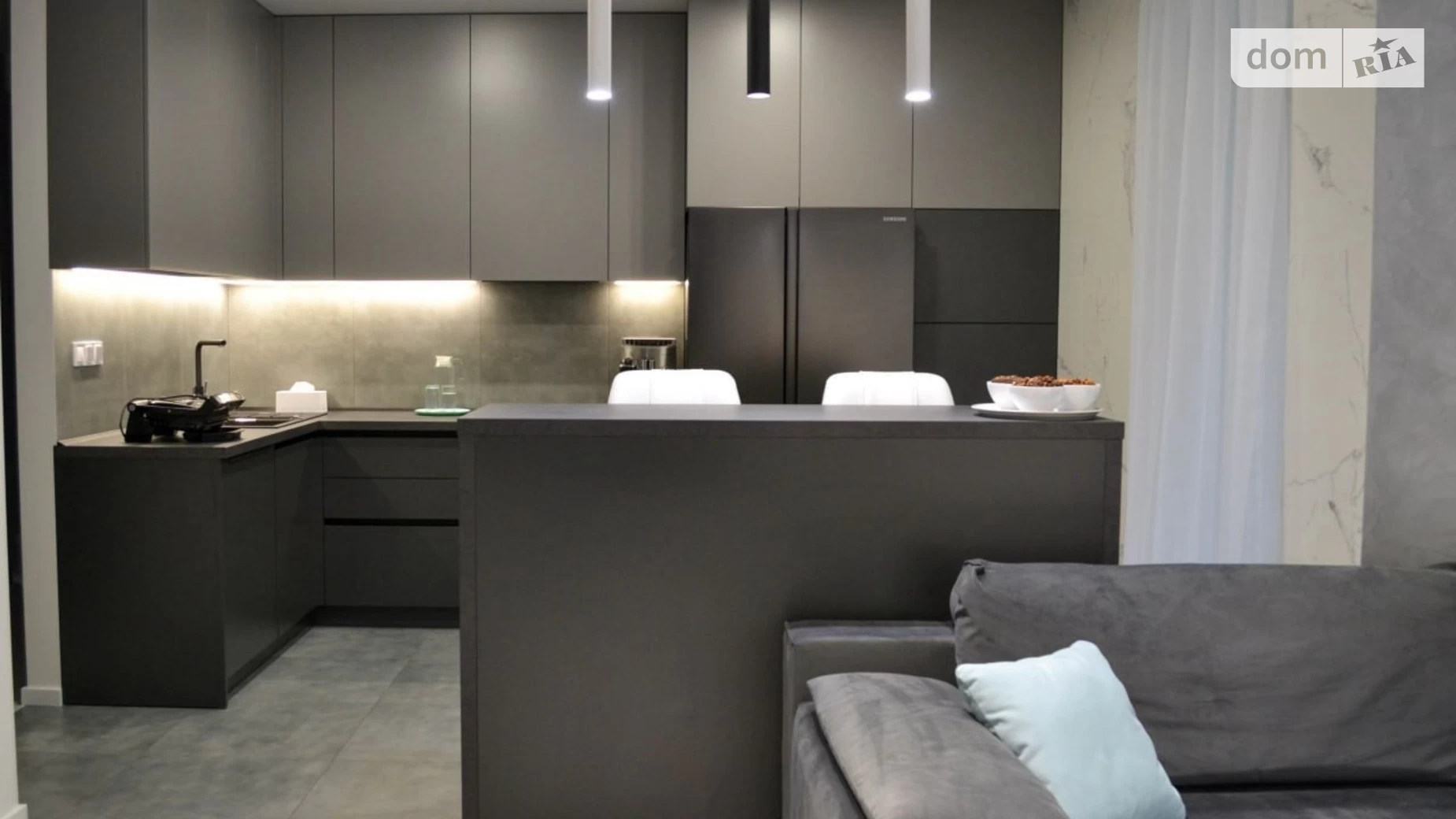 Продается 3-комнатная квартира 83.5 кв. м в Киеве, ул. Регенераторная, 4 - фото 2