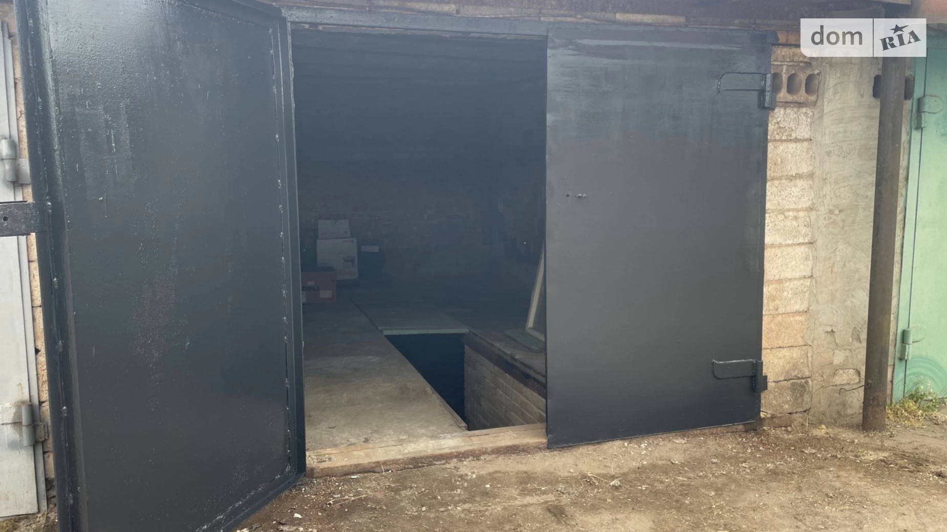 Продается место в гаражном кооперативе под легковое авто на 18 кв. м, цена: 2000 $ - фото 3