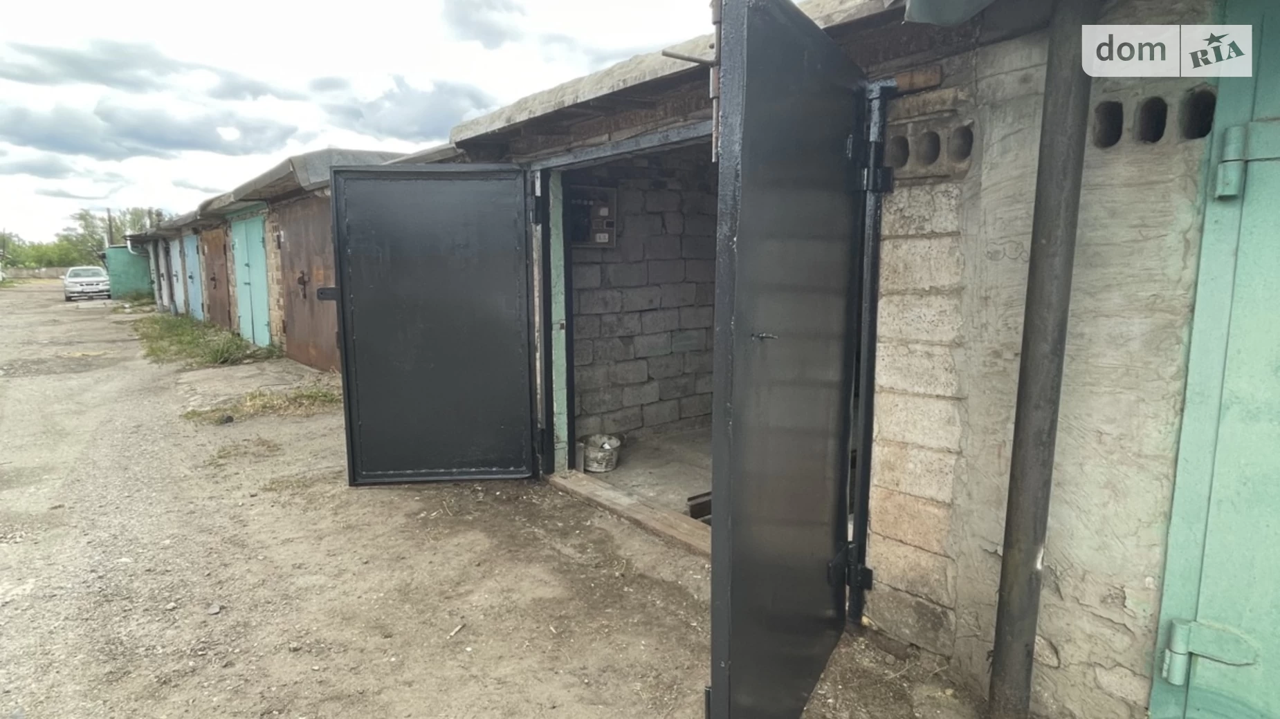 Продается место в гаражном кооперативе под легковое авто на 18 кв. м, цена: 2000 $ - фото 4