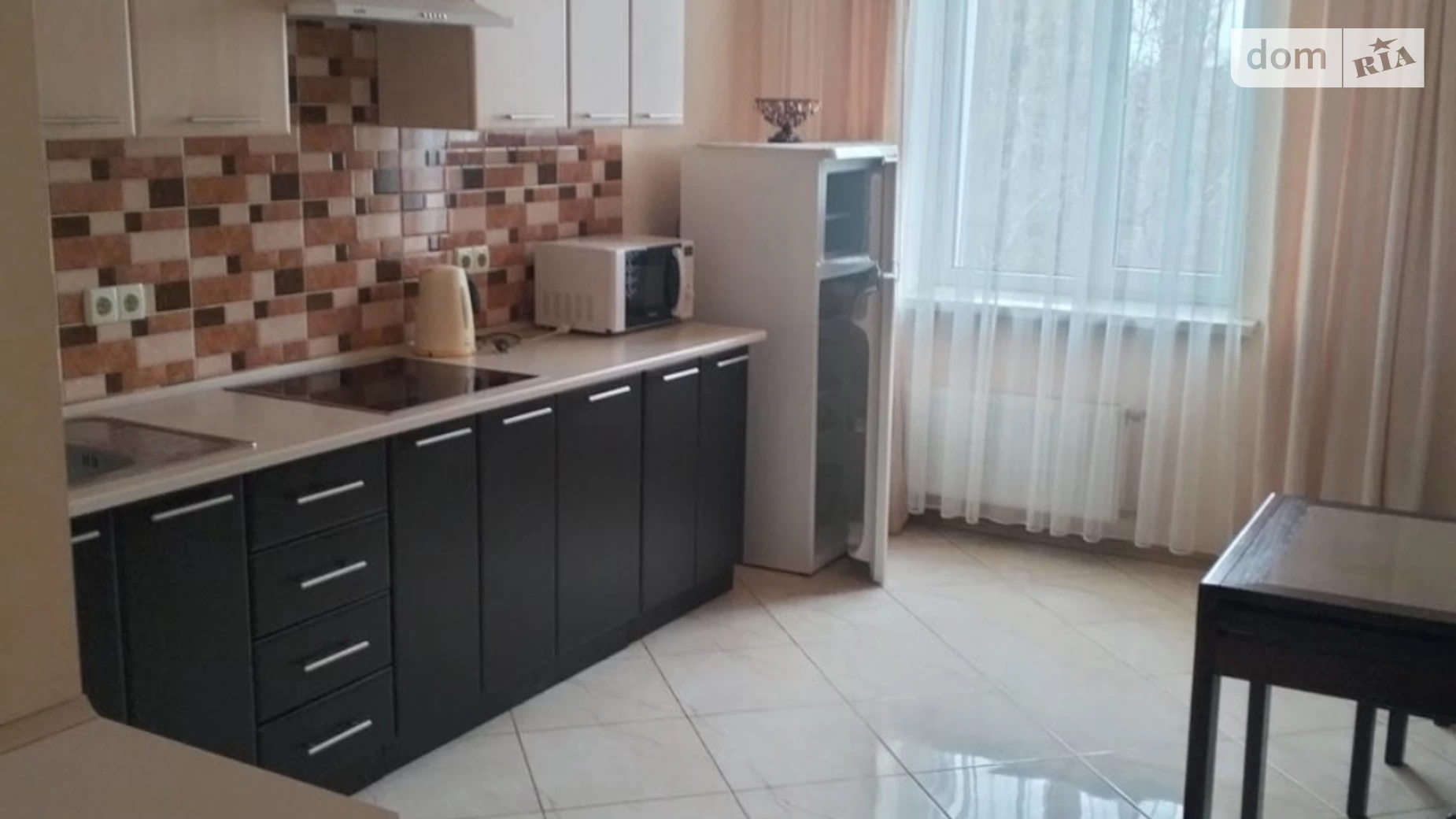 Здається в оренду 1-кімнатна квартира 45 кв. м у Одесі, вул. Середньофонтанська, 30/1 - фото 4