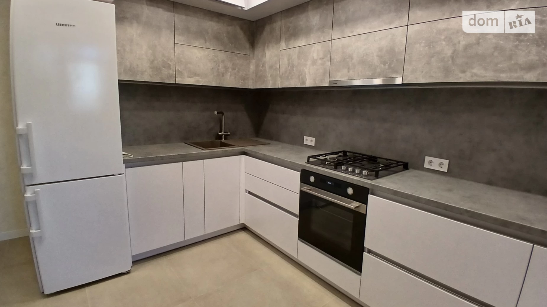 Продається 3-кімнатна квартира 100 кв. м у Одесі, цена: 130000 $ - фото 3