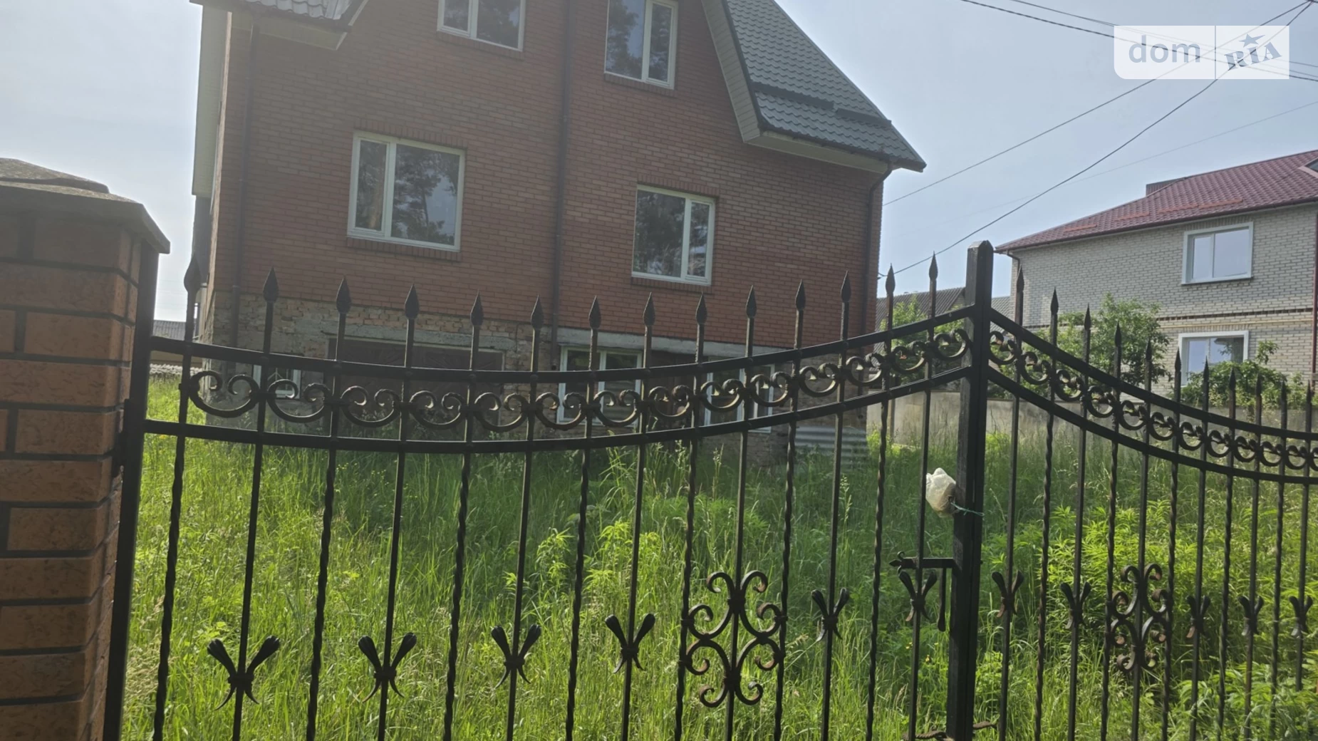 Продается дом на 2 этажа 245 кв. м с верандой, цена: 120000 $ - фото 4