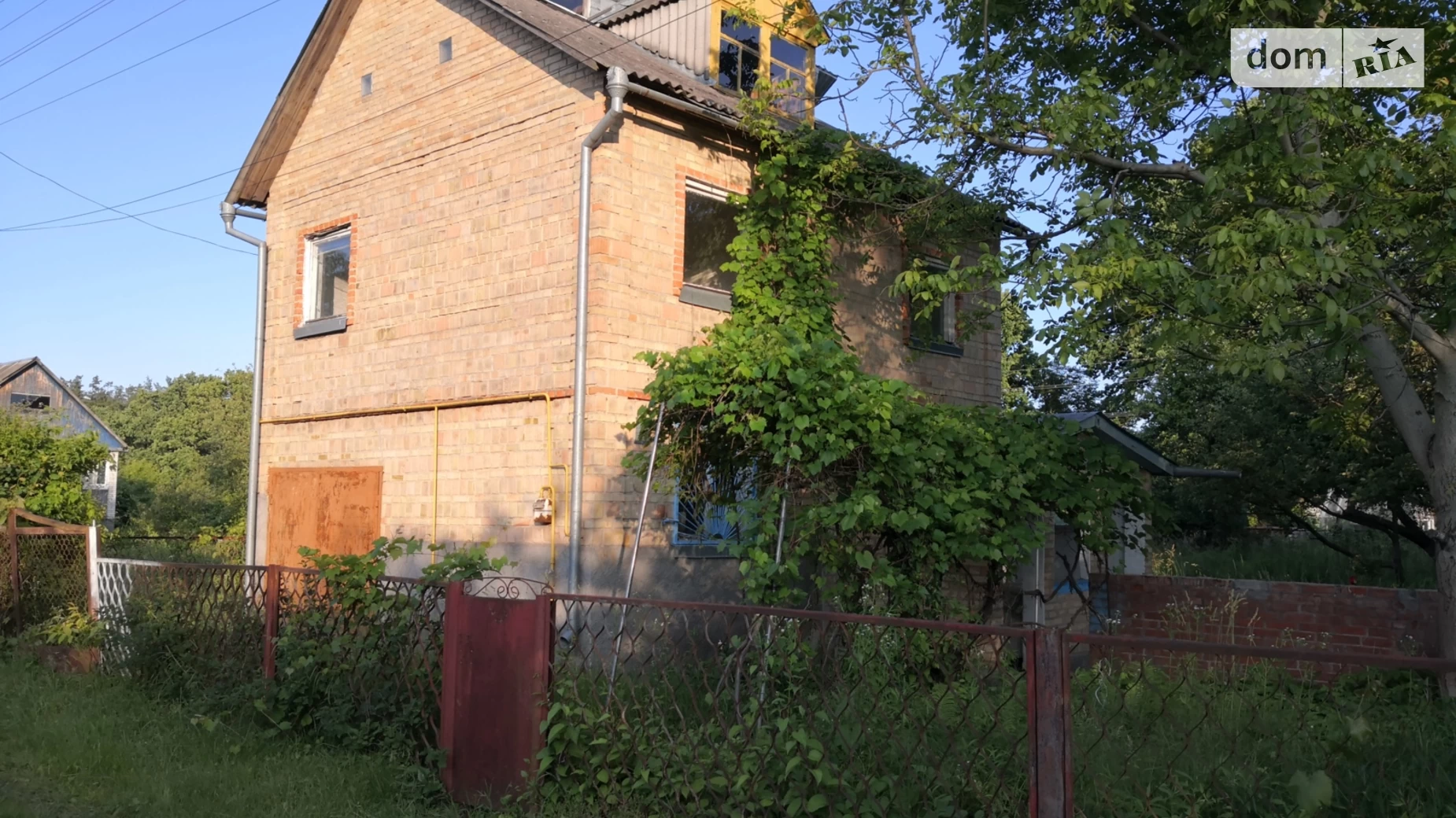 Продается дом на 2 этажа 99 кв. м с бассейном, цена: 28000 $ - фото 2