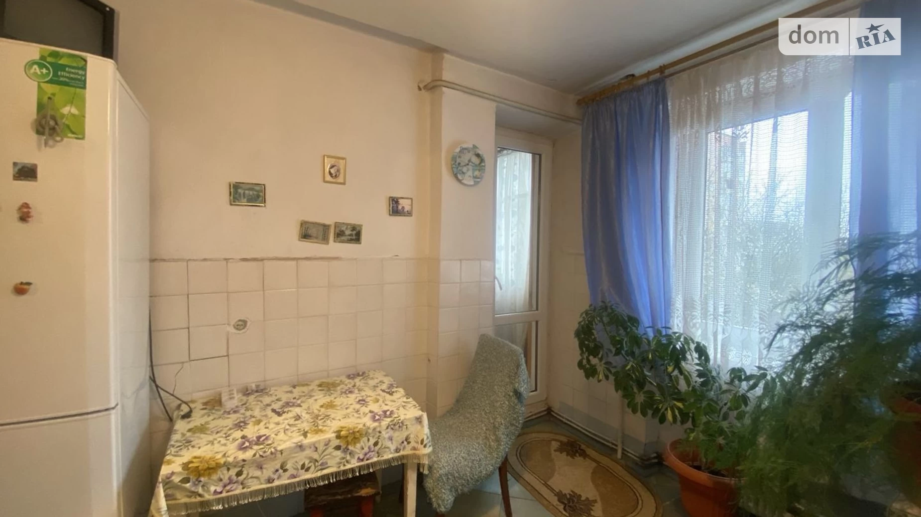 Продается 3-комнатная квартира 64.3 кв. м в Коломые, ул. Мазепы - фото 2