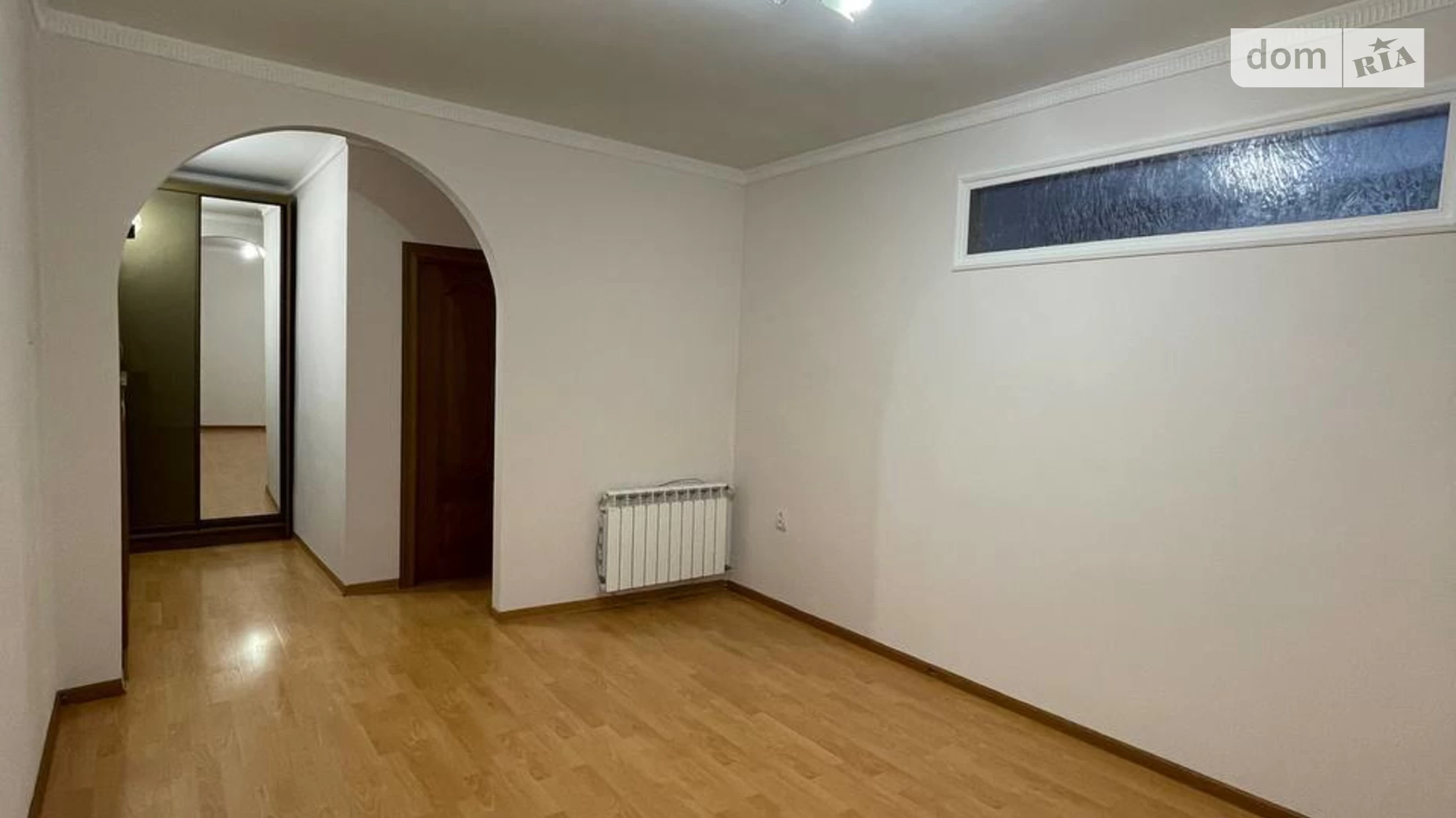 Продается 2-комнатная квартира 38 кв. м в Мукачеве, ул. Варшавская(Александра Осипенко), 39В - фото 4