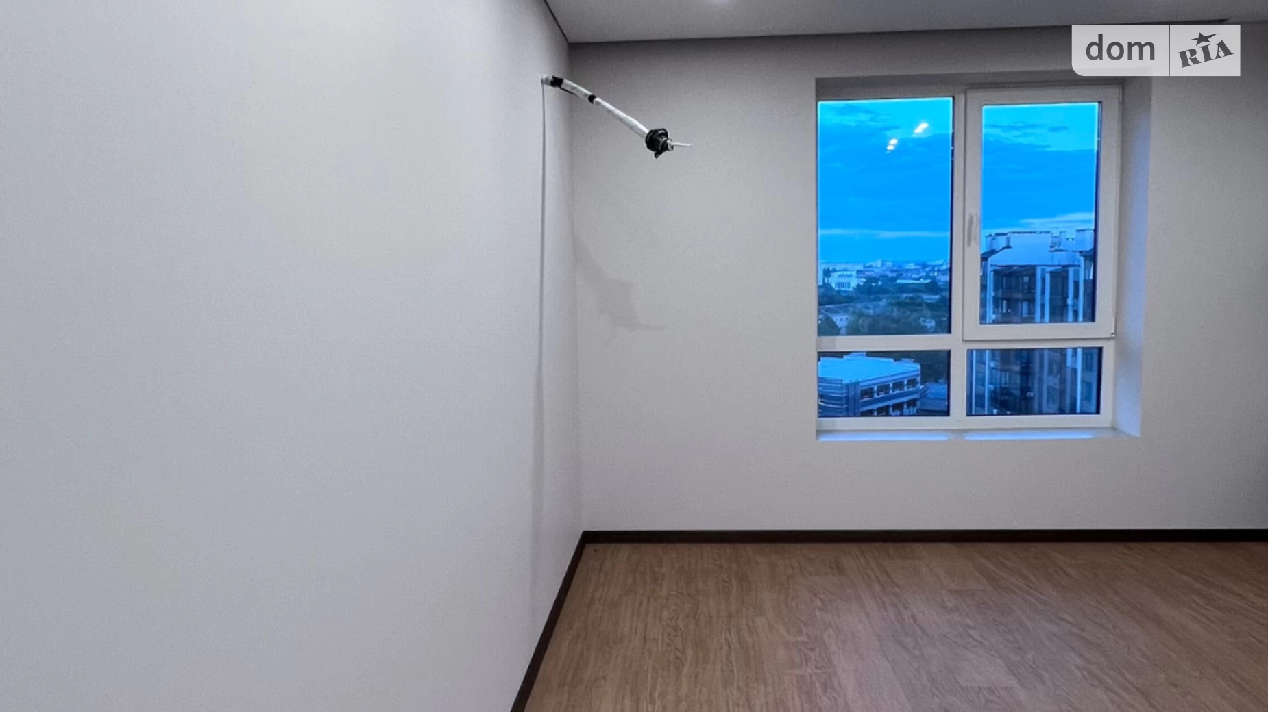 Продается 1-комнатная квартира 44 кв. м в Житомире, ул. Домбровского, 3Б корпус 3 - фото 2