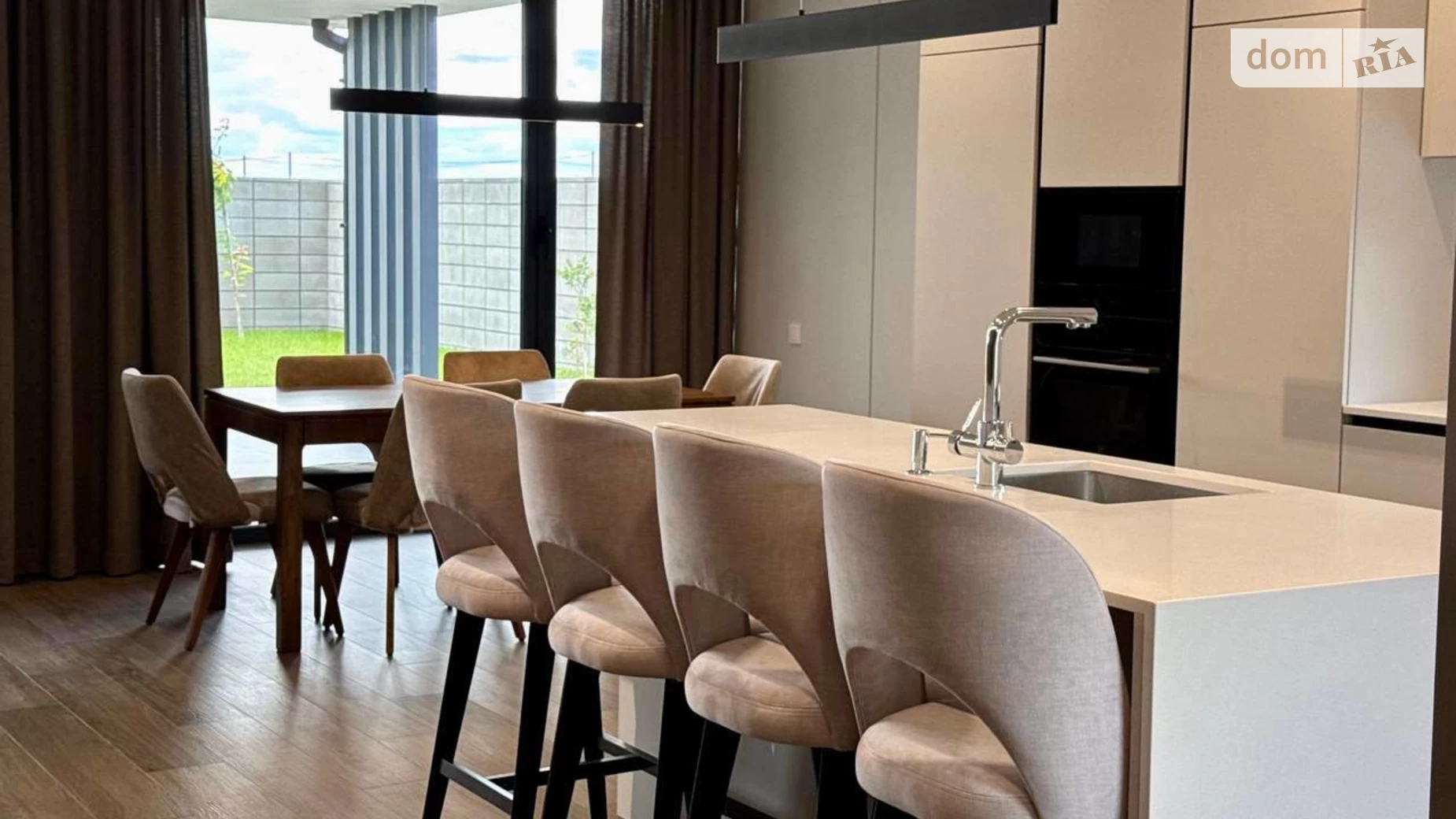 Продается дом на 2 этажа 192 кв. м с гаражом, цена: 480000 $ - фото 4