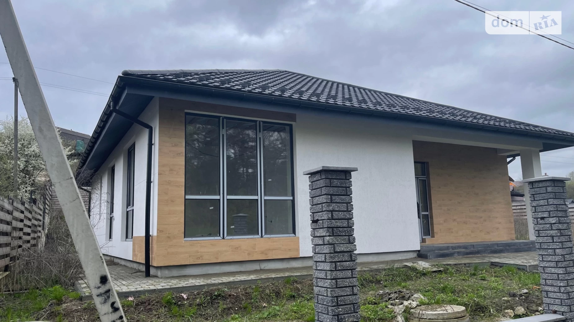 Продається одноповерховий будинок 120 кв. м з гаражем, цена: 130000 € - фото 2
