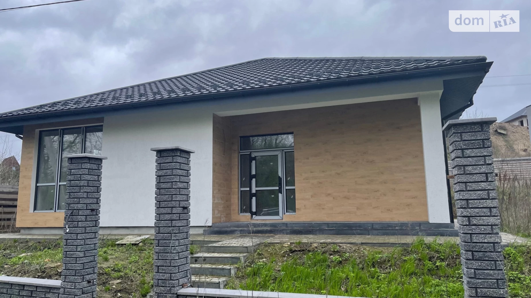 Продається одноповерховий будинок 120 кв. м з гаражем, цена: 130000 € - фото 4