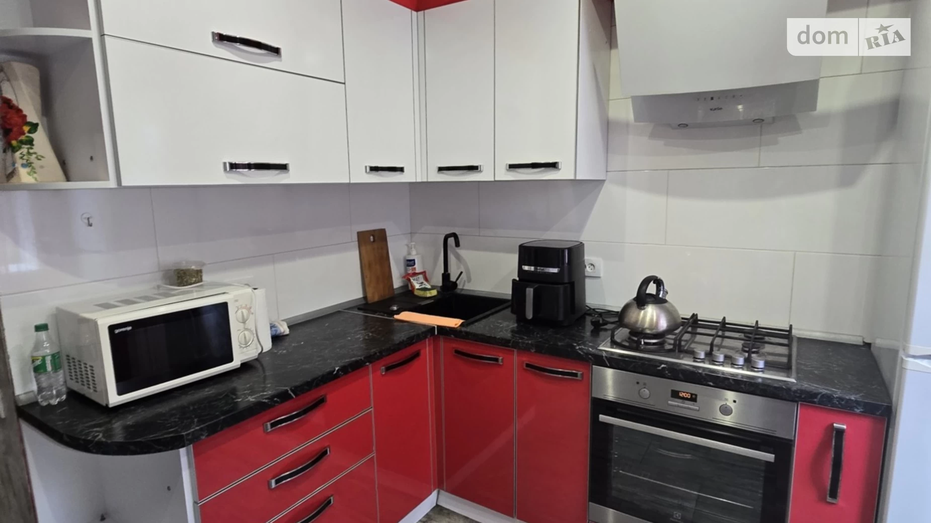 Продается 1-комнатная квартира 35.2 кв. м в Харькове, ул. Единства(Краснодарская), 171Г - фото 2
