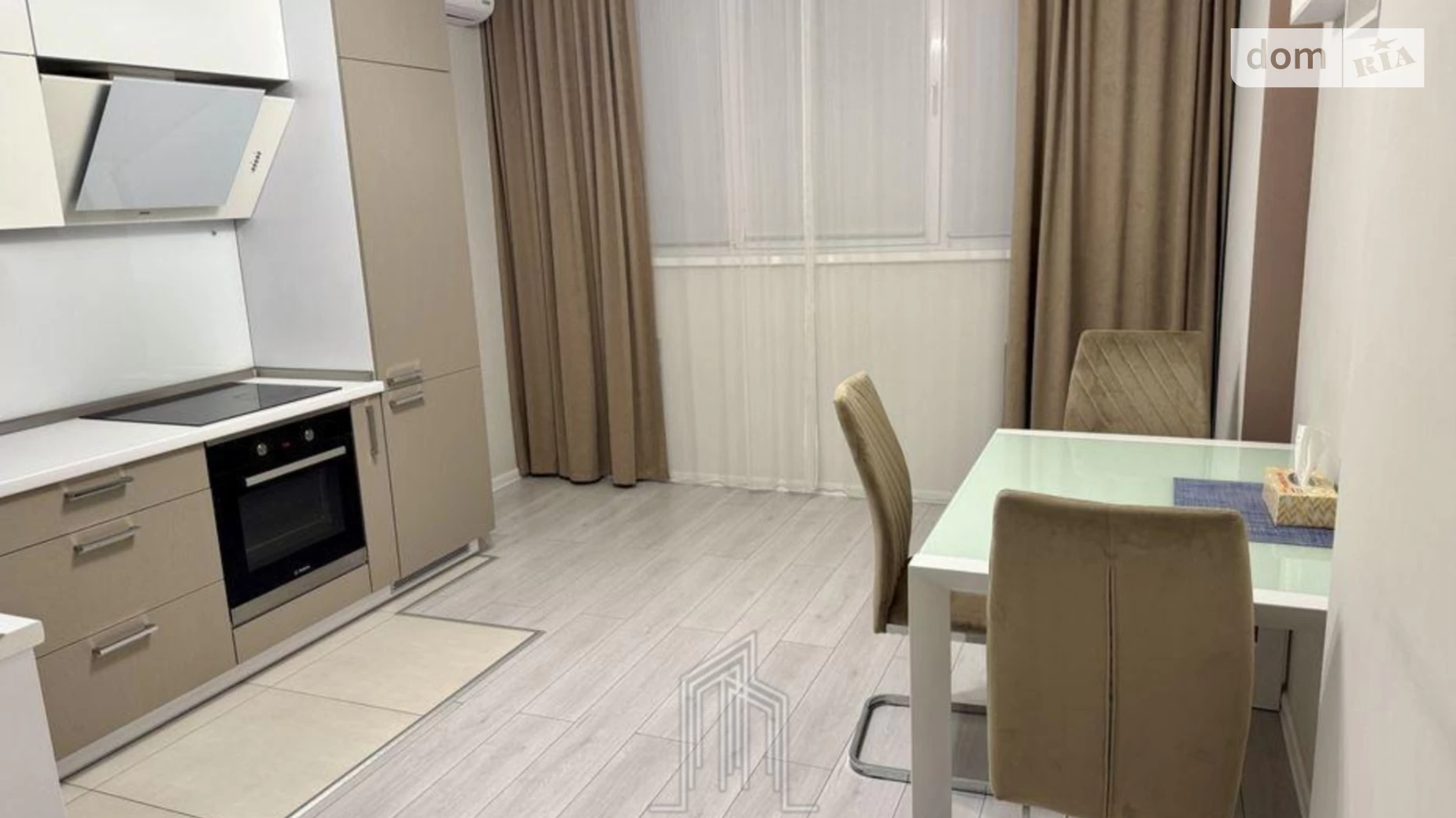 Продається 1-кімнатна квартира 50 кв. м у Києві, вул. Драгоманова, 2А - фото 4