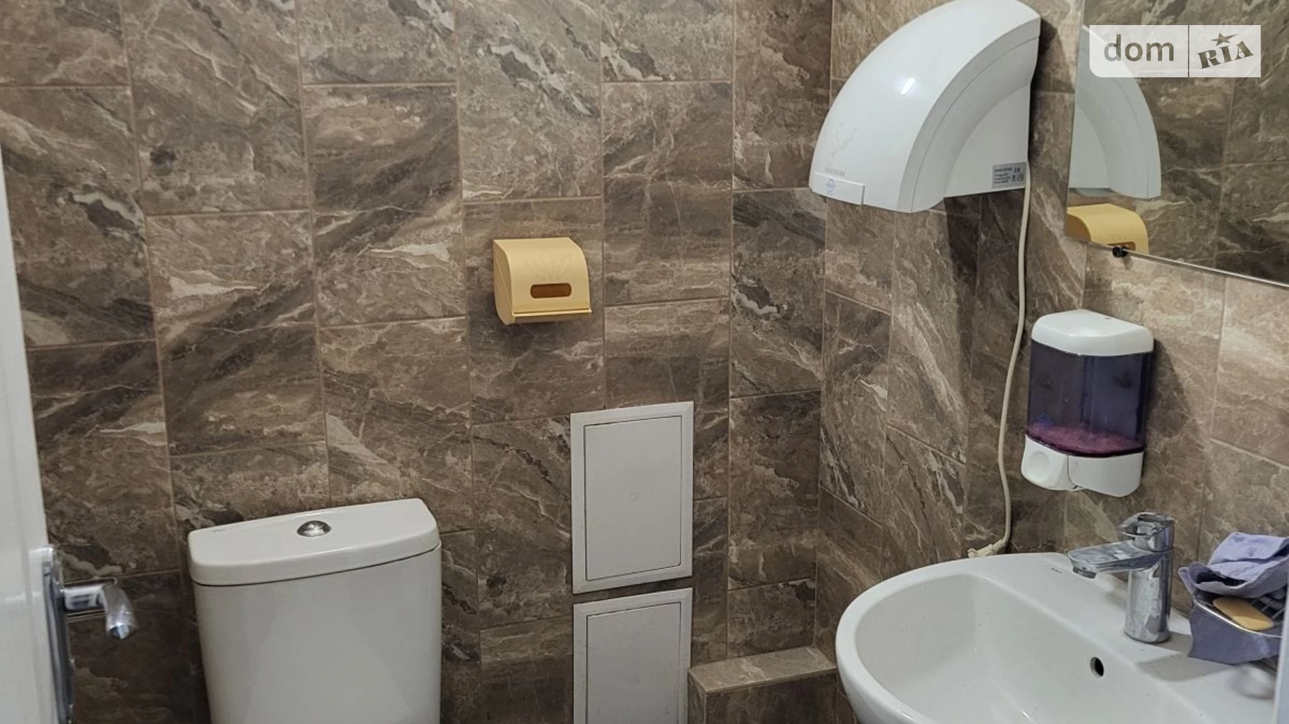 Здається в оренду офіс 15.7 кв. м в бізнес-центрі, цена: 1758 грн - фото 2