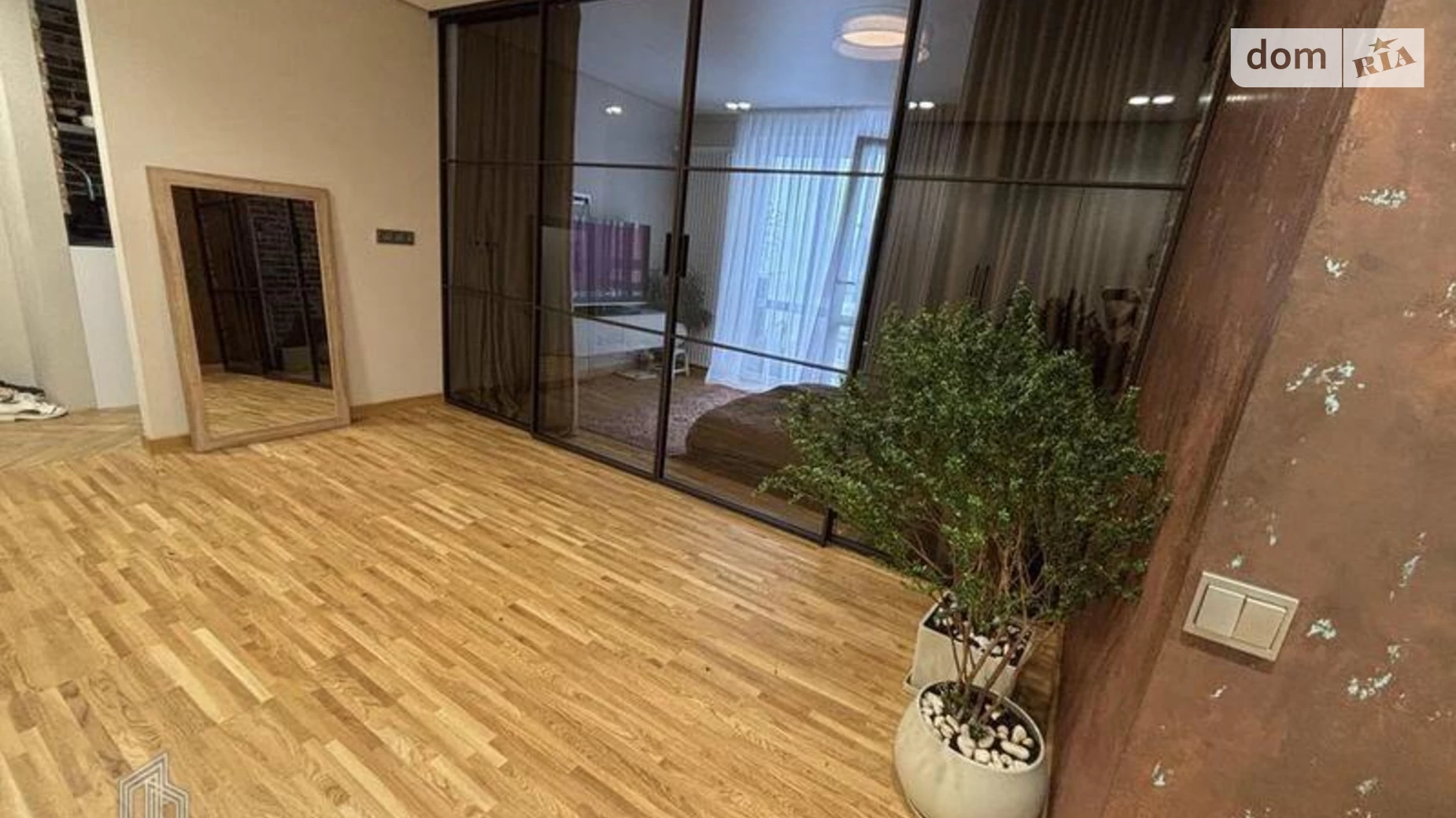 Продается 3-комнатная квартира 70 кв. м в Киеве, ул. Автозаводская, 89А - фото 2