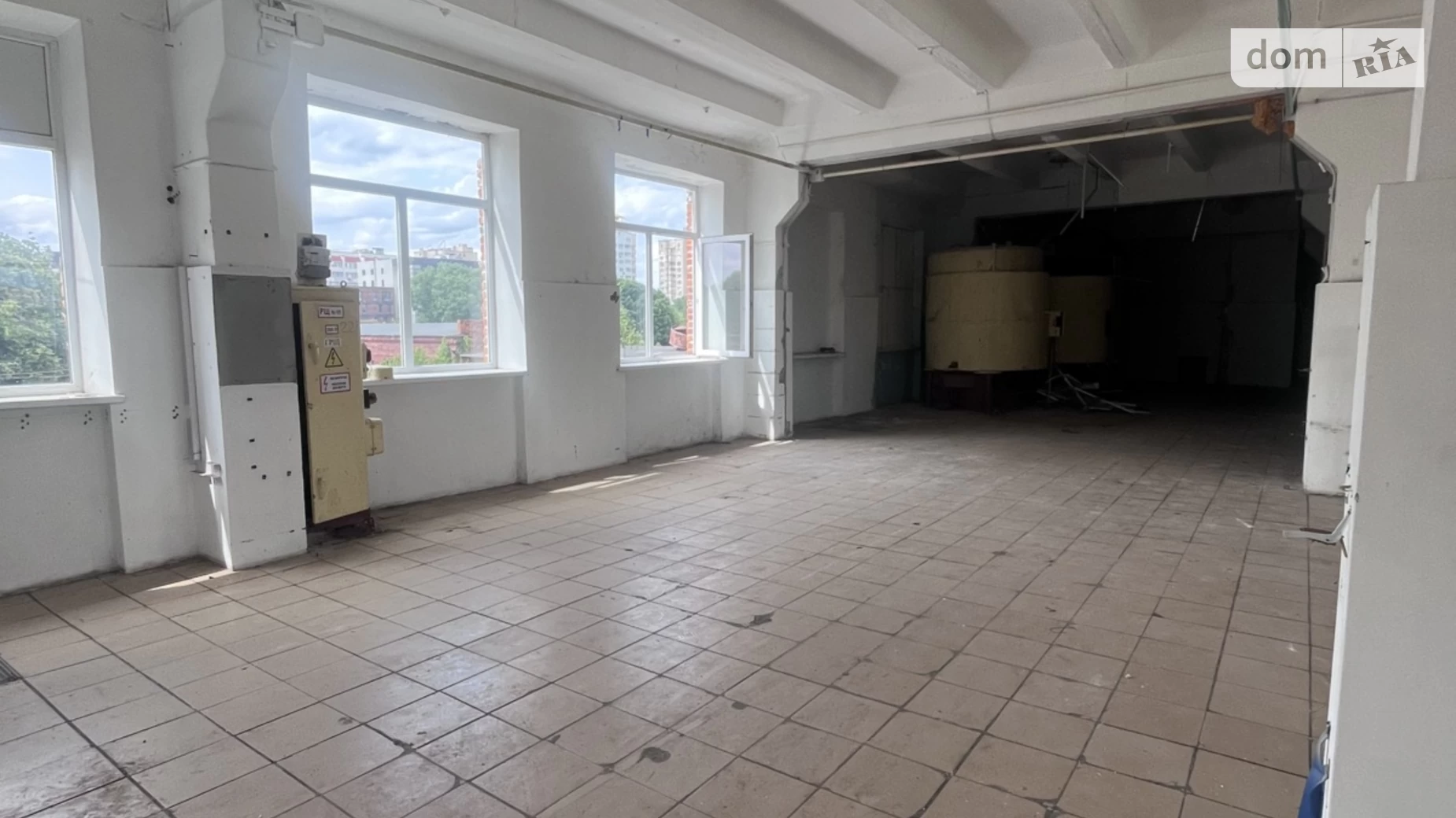 Здається в оренду приміщення вільного призначення 500 кв. м в 3-поверховій будівлі, цена: 35000 грн - фото 3