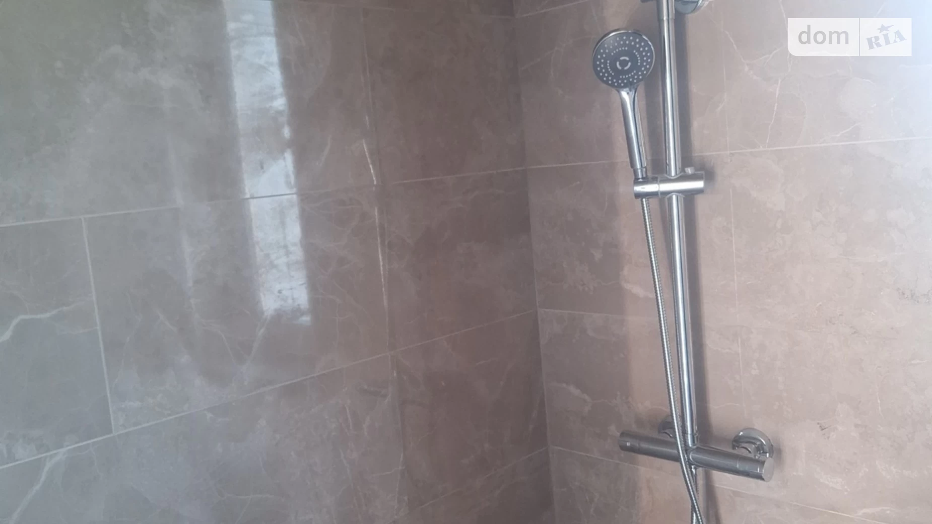 Продається одноповерховий будинок 40 кв. м з гаражем, цена: 74700 $ - фото 4