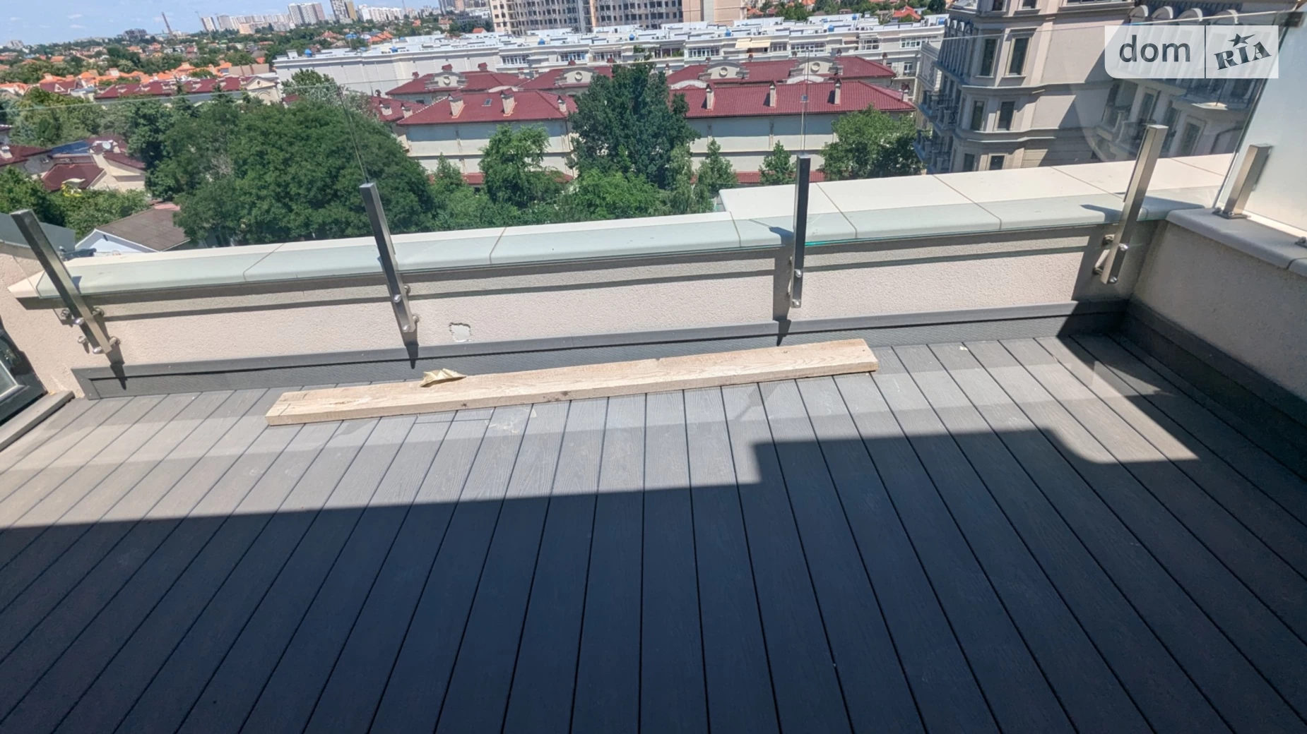 Продается 3-комнатная квартира 100 кв. м в Одессе, Фонтанская дор., 64/1 - фото 2