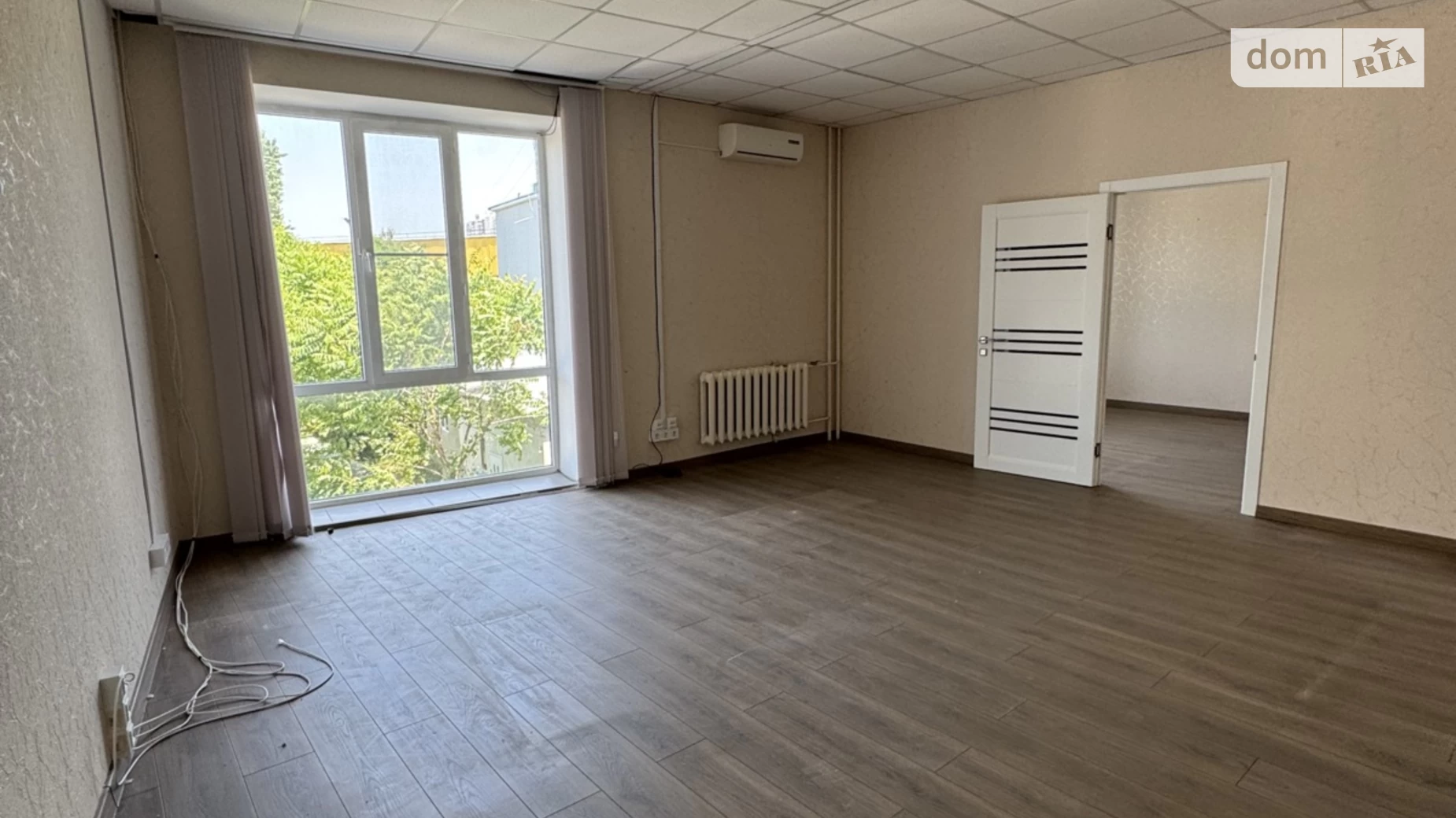 Здається в оренду об'єкт сфери послуг 54 кв. м в 4-поверховій будівлі, цена: 16200 грн - фото 2