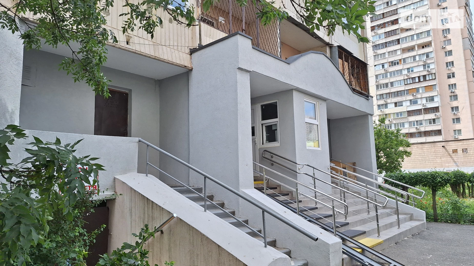Продается 2-комнатная квартира 64 кв. м в Киеве, ул. Лариси Руденко, 10Г - фото 2