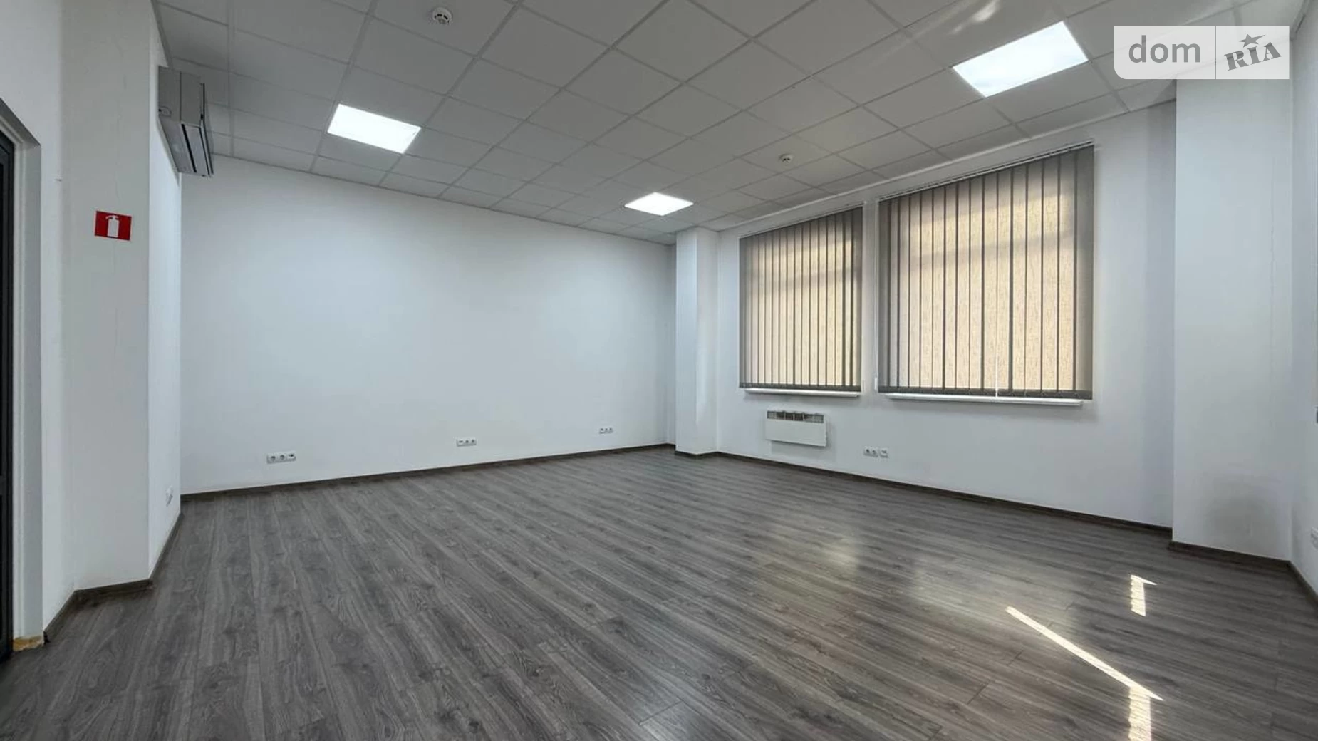 Здається в оренду офіс 225 кв. м в бізнес-центрі, цена: 2700 $ - фото 4