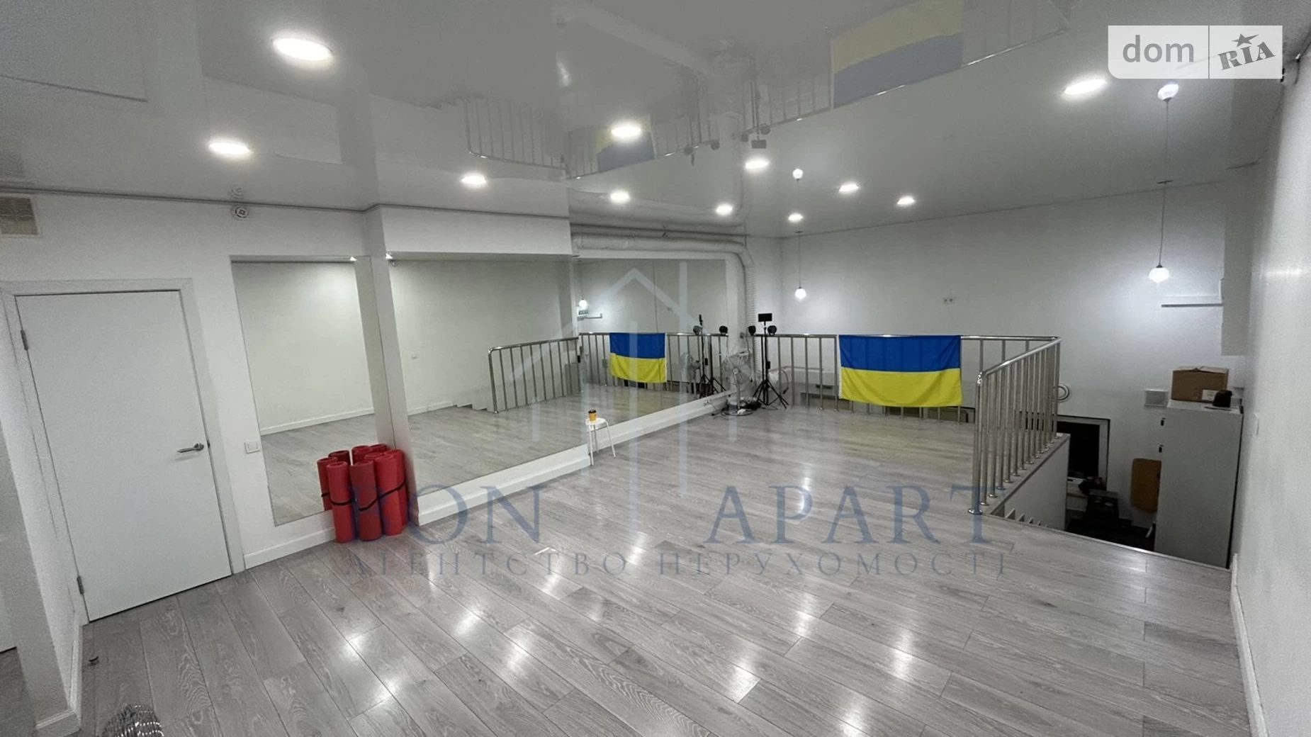Продается помещения свободного назначения 54.4 кв. м в 16-этажном здании, цена: 62000 € - фото 2