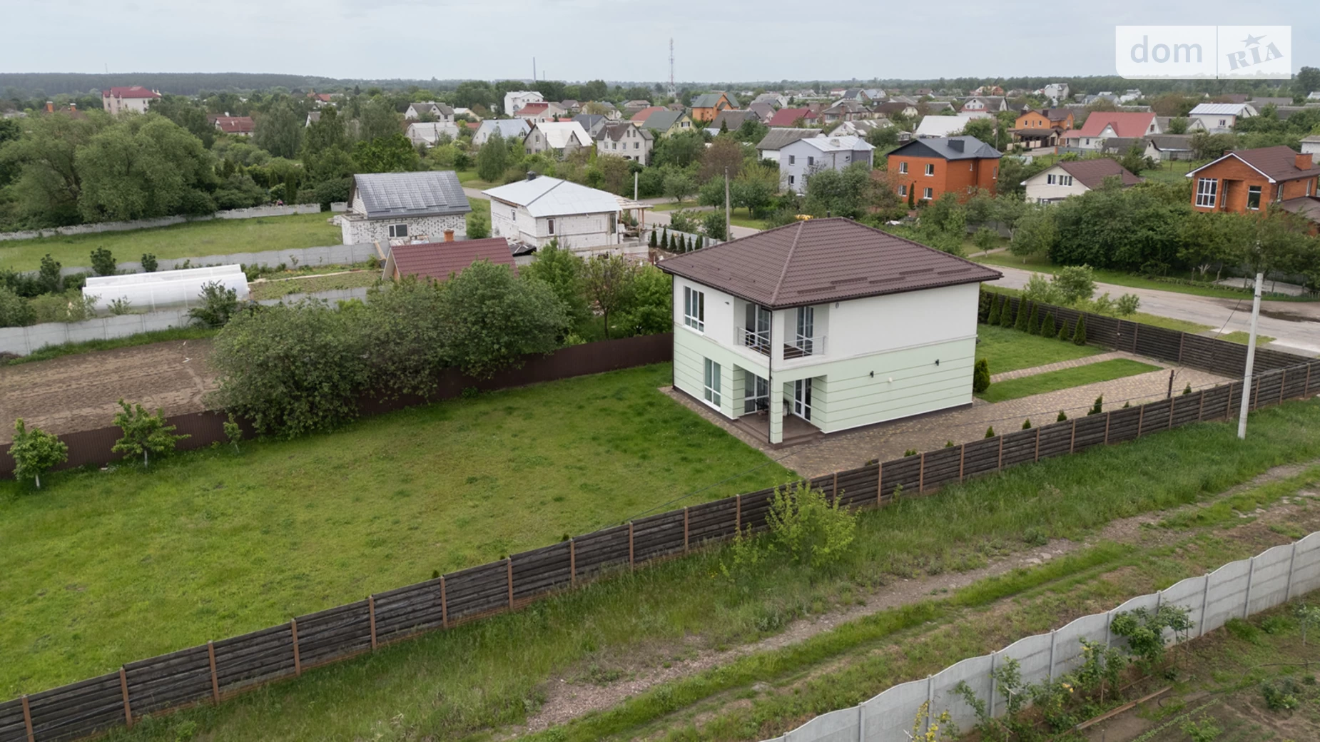 Продается дом на 2 этажа 160 кв. м с участком, цена: 150000 $ - фото 4