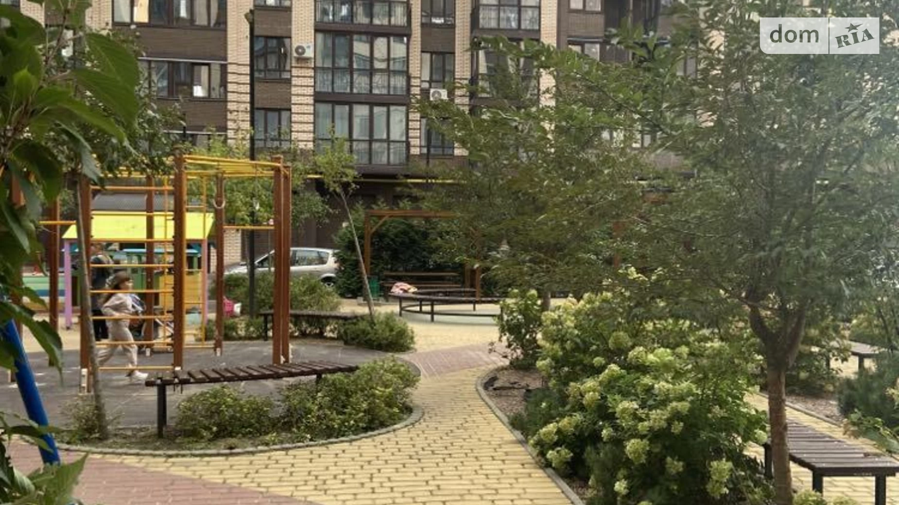 1-комнатная квартира 58 кв. м в Луцке, ул. Ровенская, 25Н - фото 2