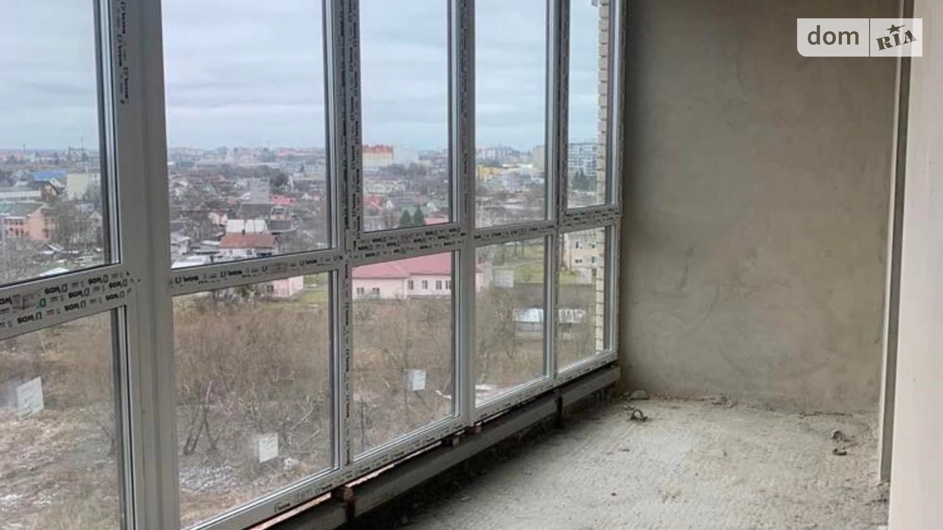 1-комнатная квартира 58 кв. м в Луцке, ул. Ровенская, 25Н - фото 3