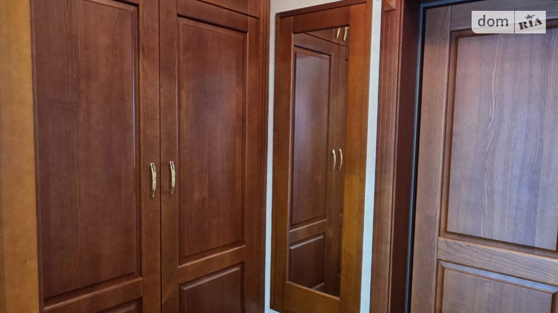 Сдается в аренду офис 140 кв. м в бизнес-центре, цена: 120000 грн - фото 3