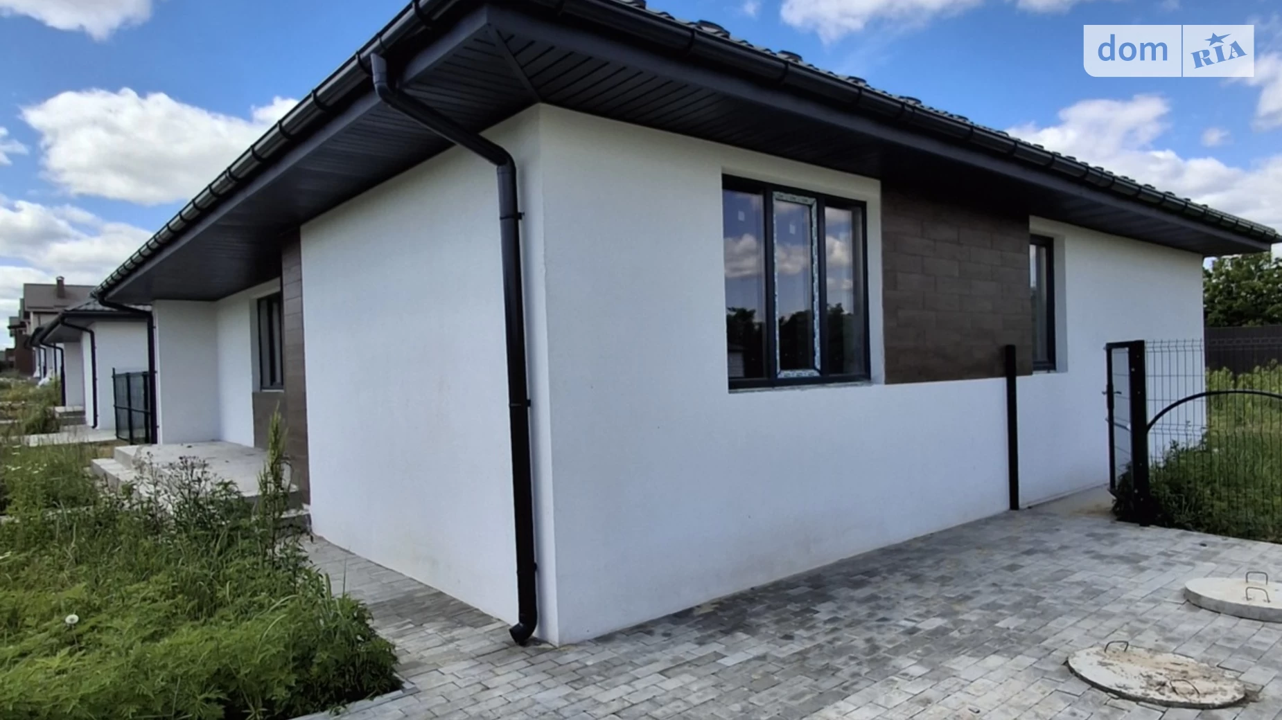 Продається одноповерховий будинок 106 кв. м з каміном, цена: 74500 $ - фото 2