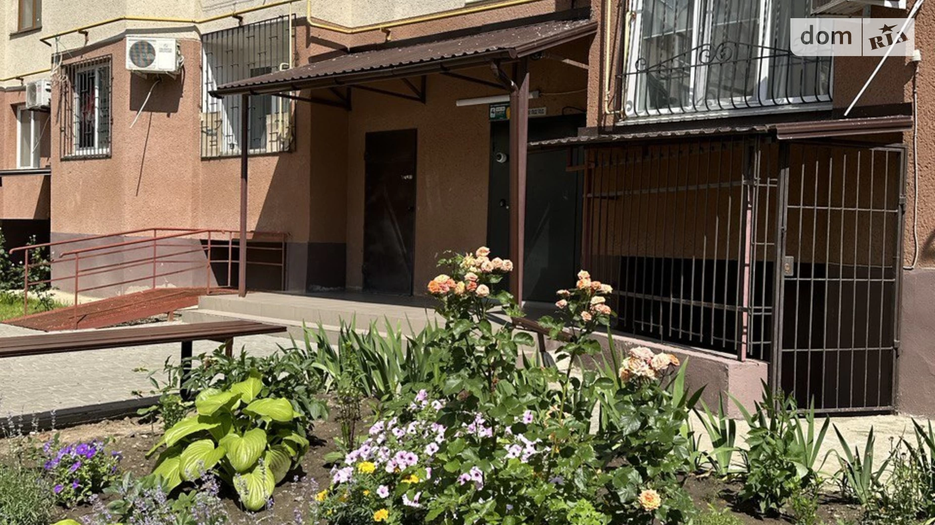 Продається 3-кімнатна квартира 63 кв. м у Одесі, вул. Владислава Бувалкіна(Генерала Бочарова) - фото 2