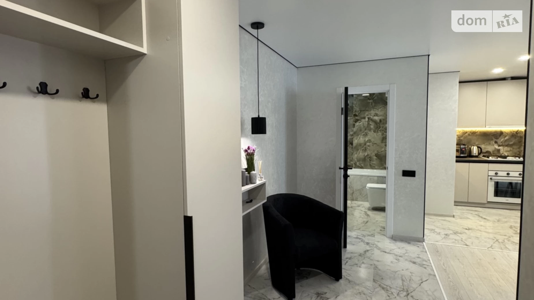2-кімнатна квартира 62 кв. м у Тернополі, цена: 68500 $ - фото 2