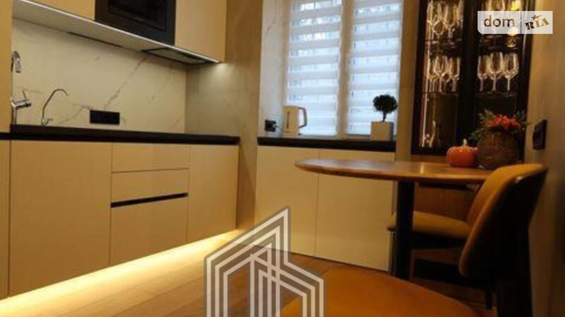 Продается 2-комнатная квартира 43.1 кв. м в Киеве, цена: 129900 $ - фото 2