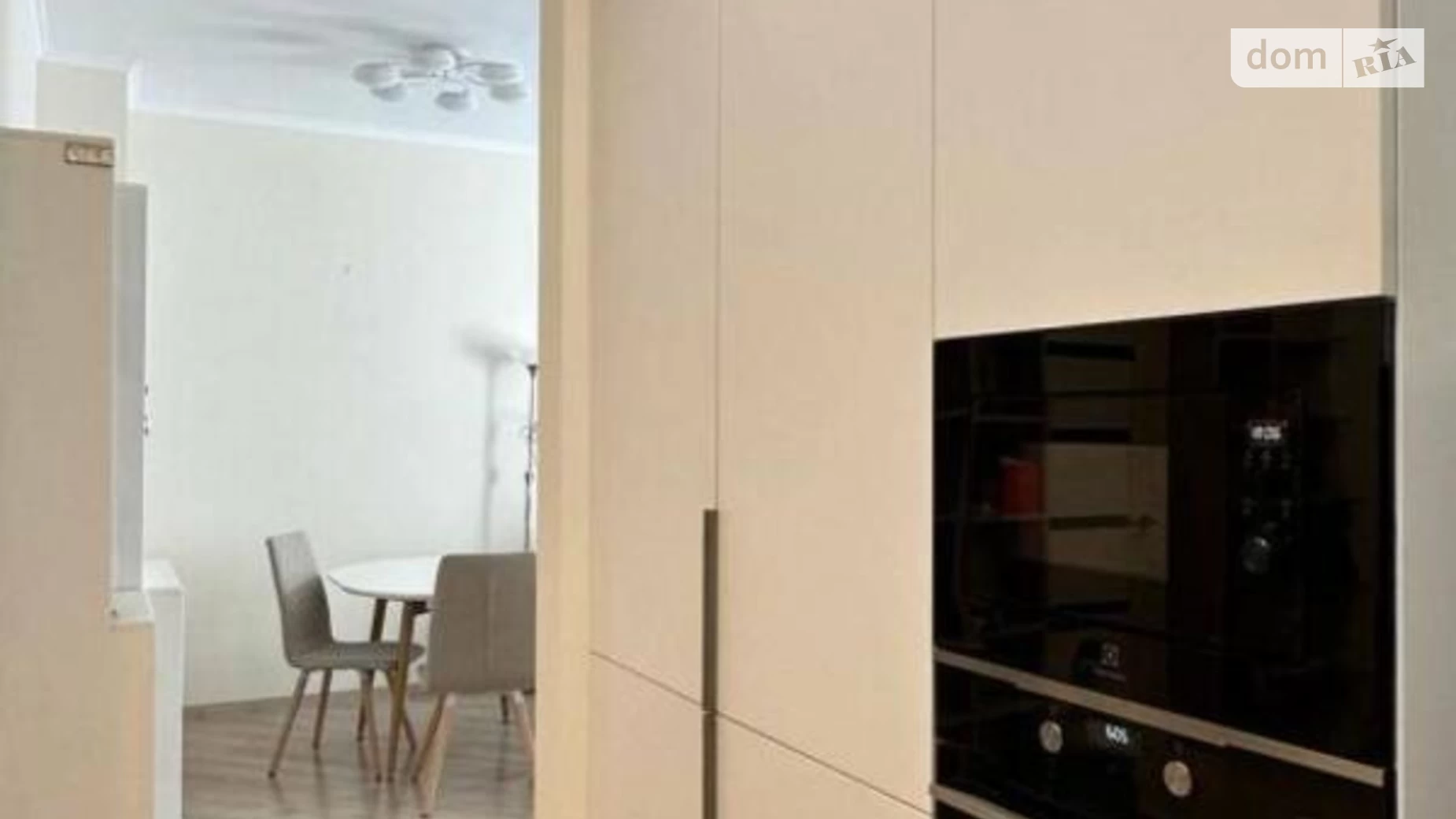 Продается 2-комнатная квартира 71 кв. м в Киеве, пер. Лабораторный, 7 - фото 2