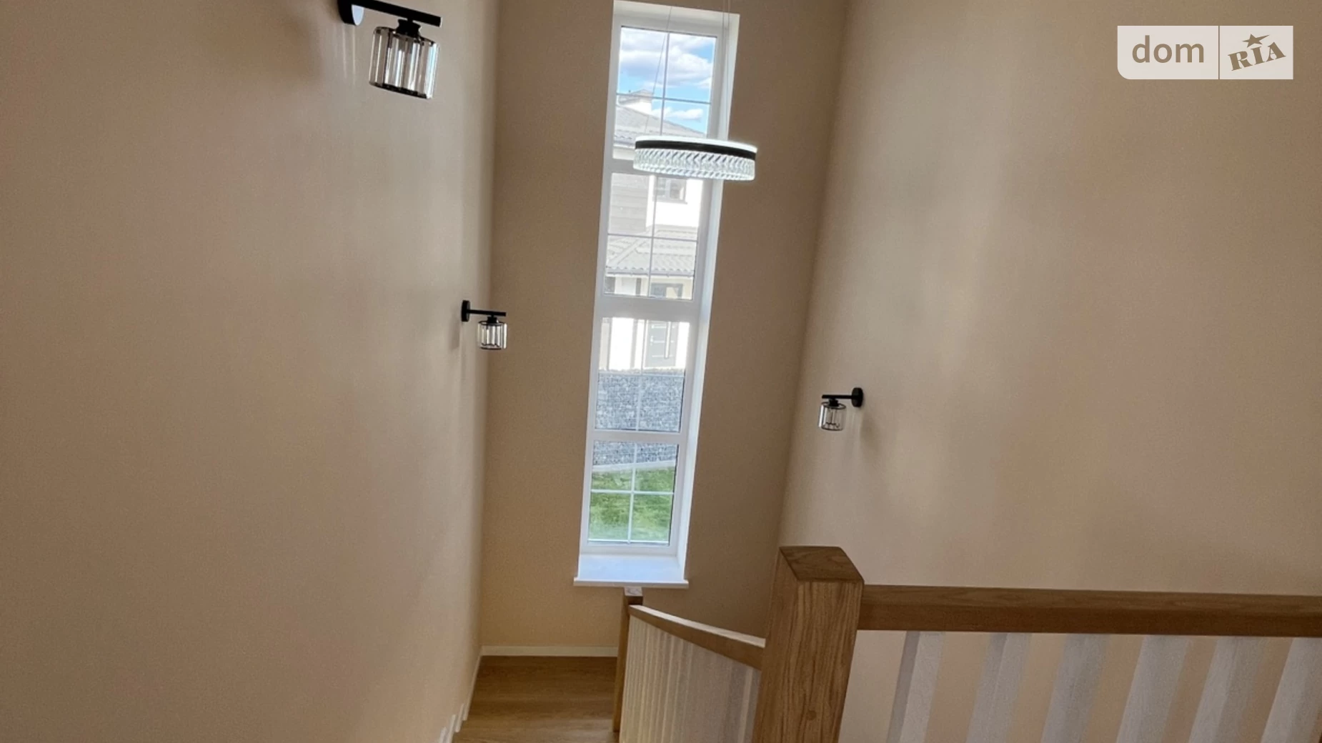 Продается дом на 2 этажа 170 кв. м с беседкой, цена: 280000 $ - фото 5