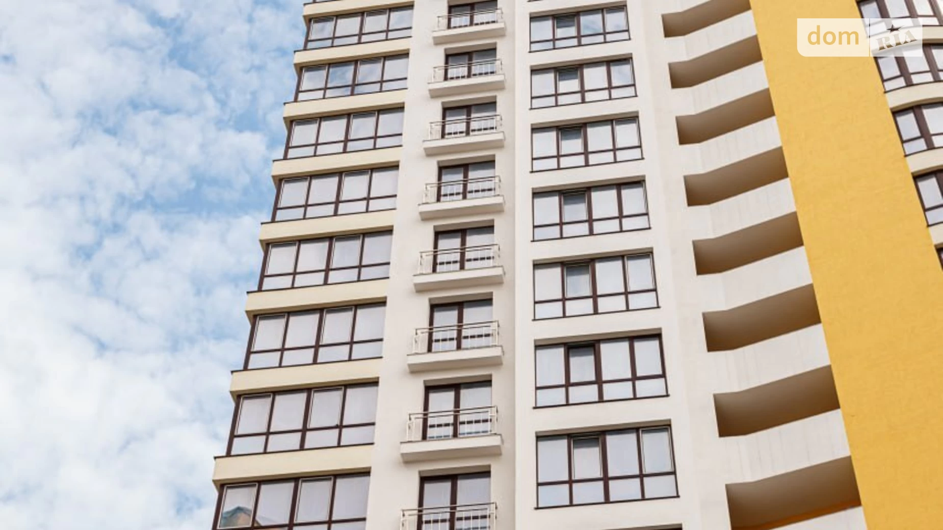 Продается 2-комнатная квартира 60.6 кв. м в Ивано-Франковске, ул. Ивасюка - фото 2