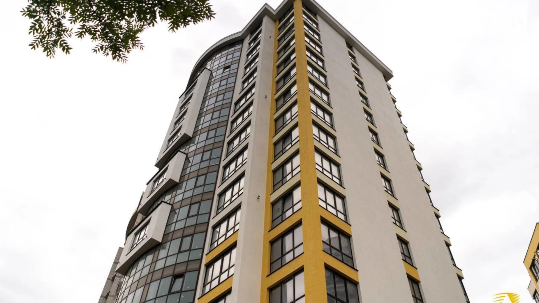 Продается 2-комнатная квартира 60.6 кв. м в Ивано-Франковске, ул. Ивасюка - фото 3