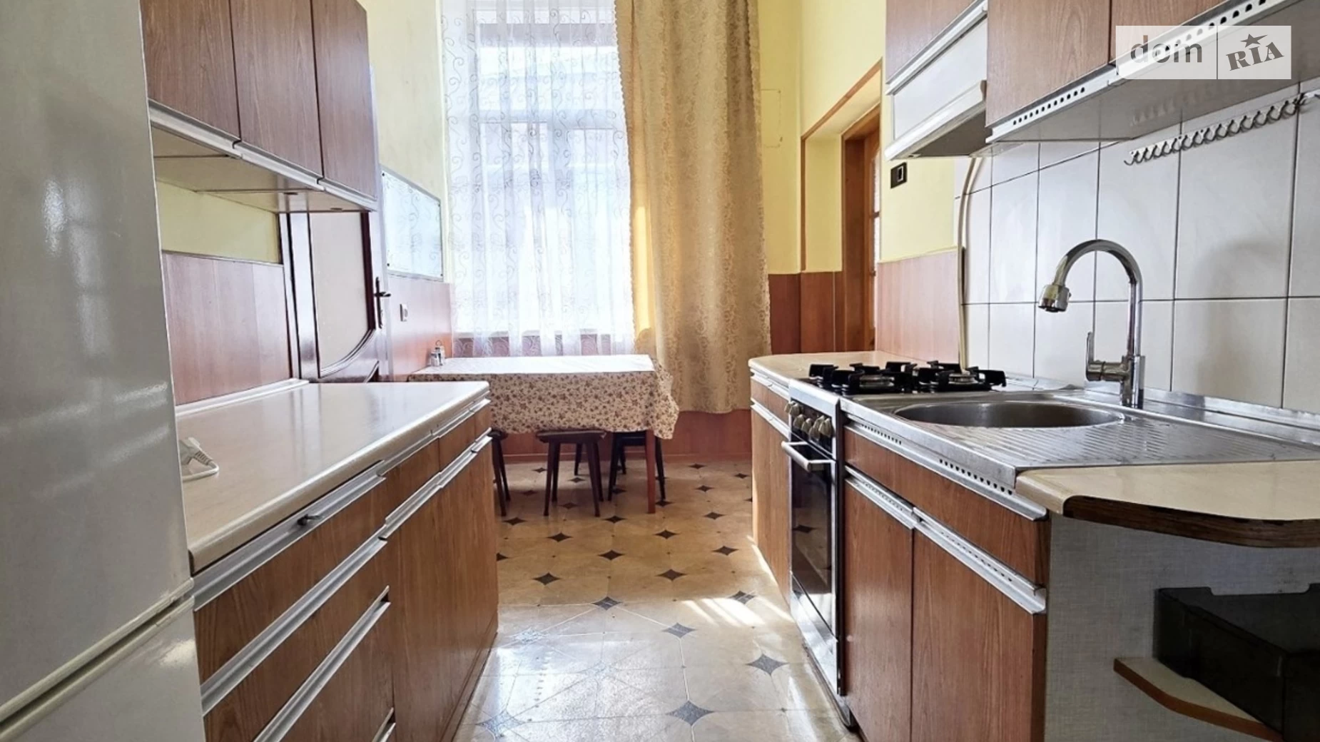 Сдается в аренду 2-комнатная квартира 50 кв. м в Черновцах, ул. Университетская - фото 3