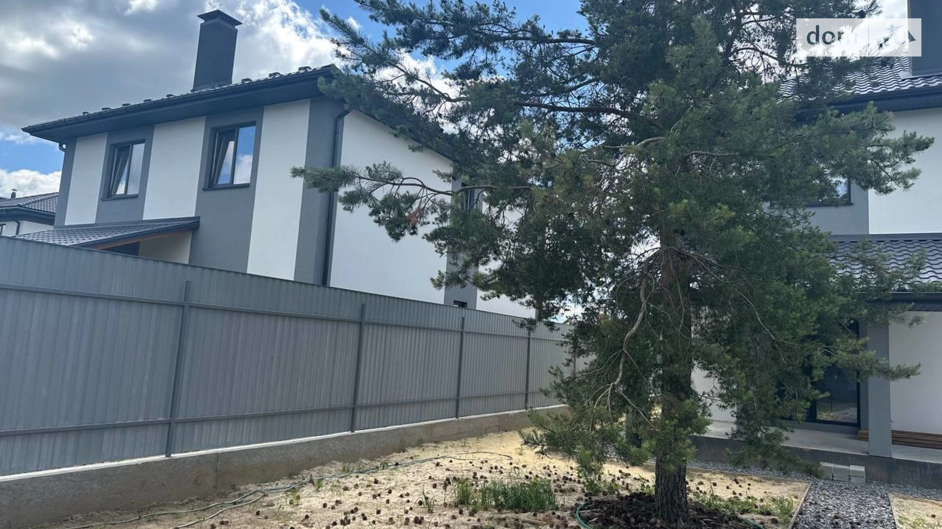 Продается дом на 2 этажа 150 кв. м с участком, цена: 140000 $ - фото 2