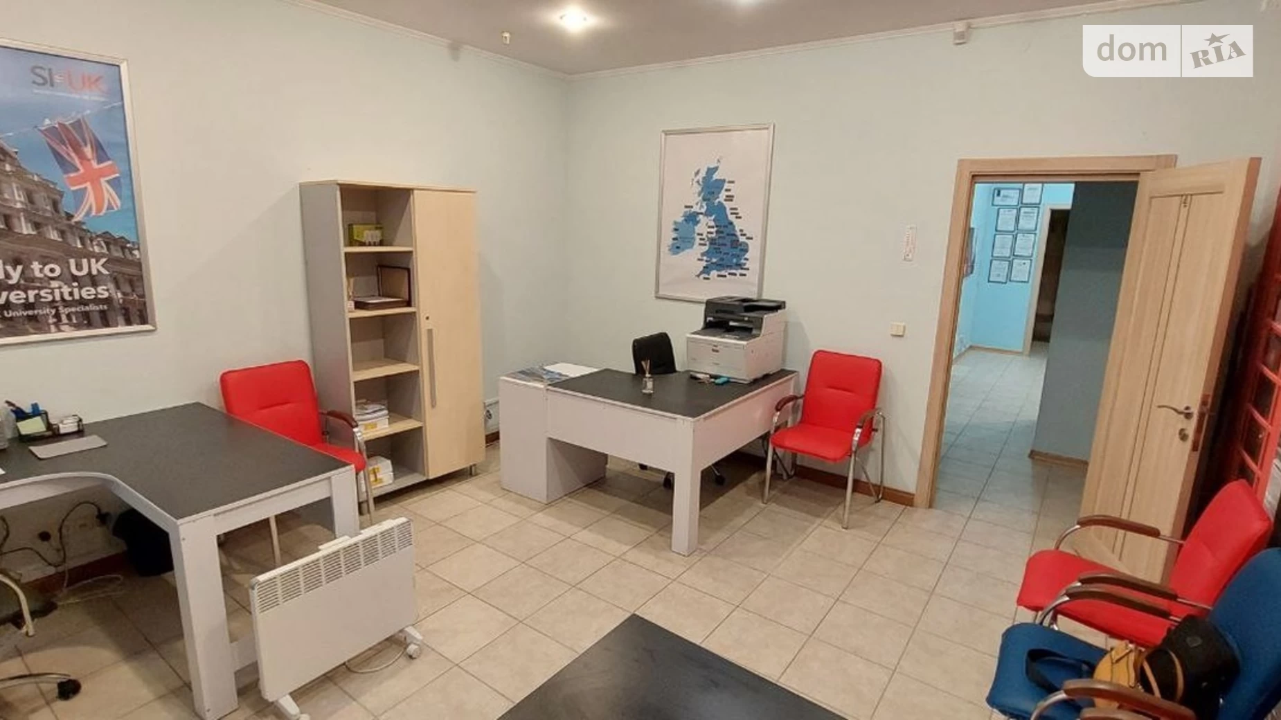 Сдается в аренду офис 114 кв. м в бизнес-центре, цена: 1150 € - фото 3
