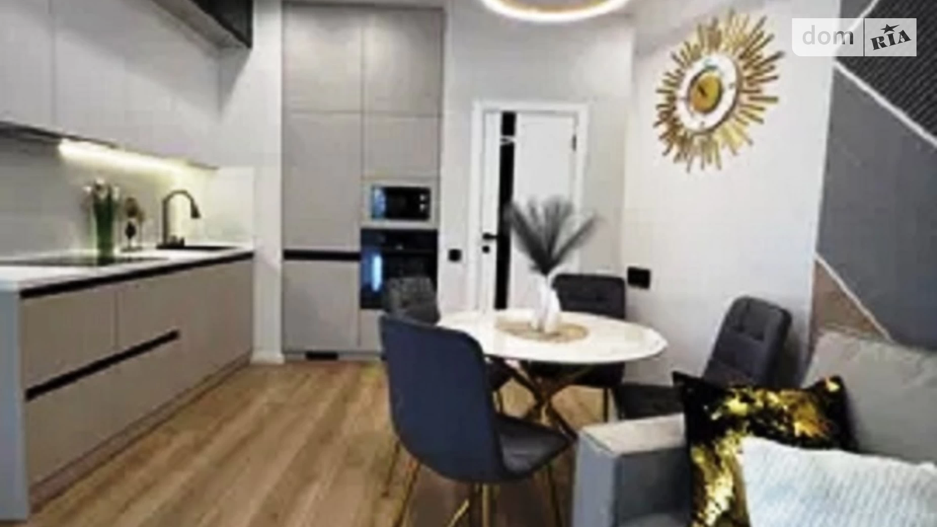 Продається 1-кімнатна квартира 41 кв. м у Одесі, вул. Краснова, 3 корпус 61 - фото 2