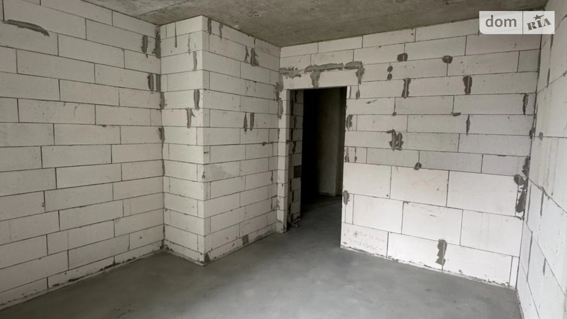 Продается 1-комнатная квартира 55 кв. м в Ивано-Франковске, ул. Надречная - фото 4