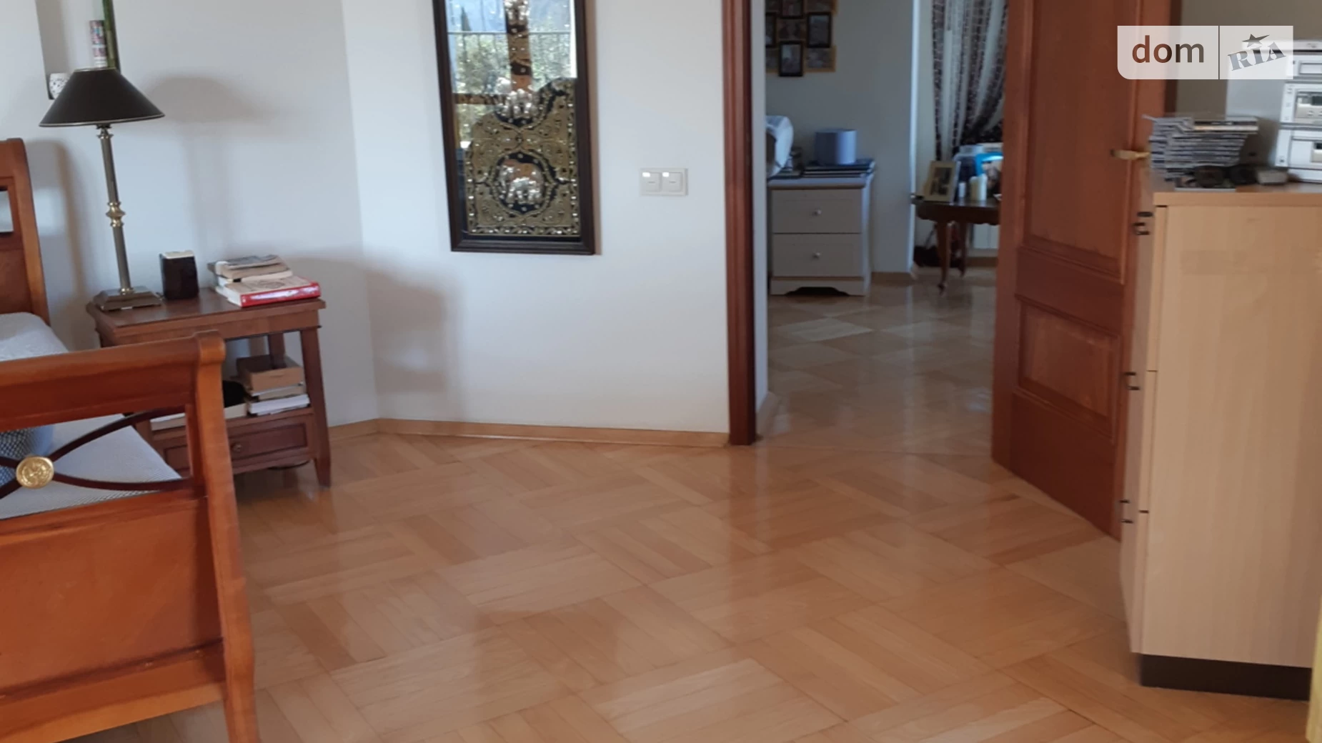 Продается дом на 3 этажа 410 кв. м с подвалом, цена: 380000 $ - фото 2