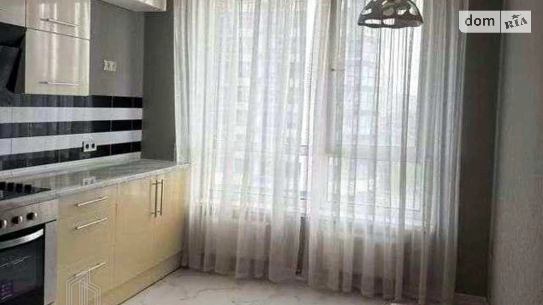 Продается 2-комнатная квартира 70 кв. м в Киеве, ул. Заречная, 1В - фото 2