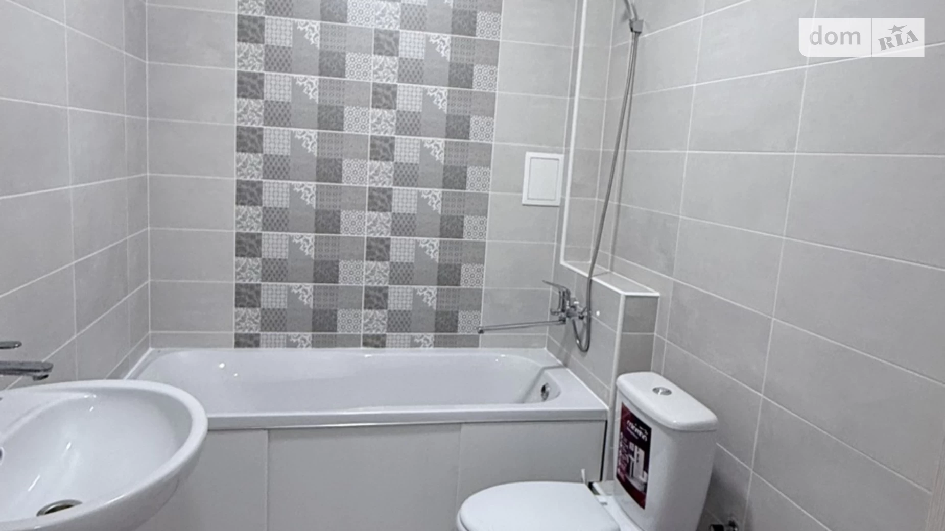 Продается 1-комнатная квартира 35 кв. м в Авангарде, ул. Василия Спрейса - фото 2