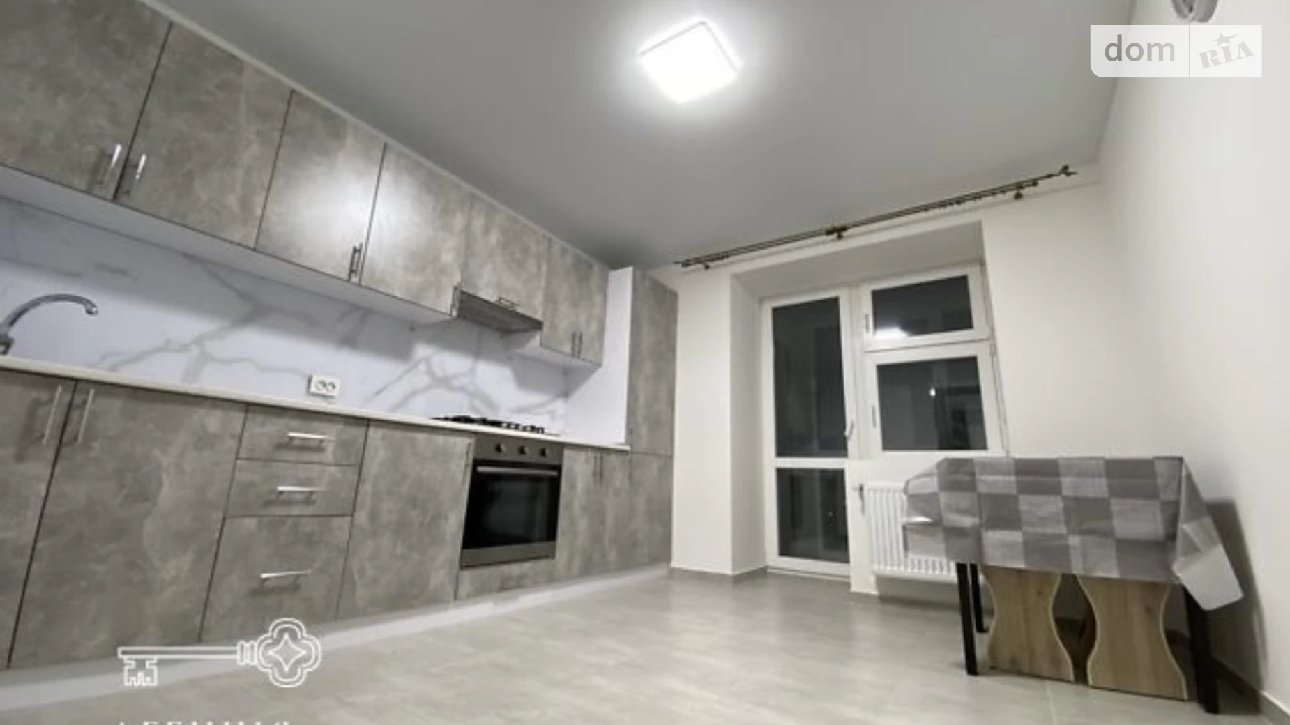 1-кімнатна квартира 43 кв. м у Тернополі, вул. Генерала Мирона Тарнавського - фото 2