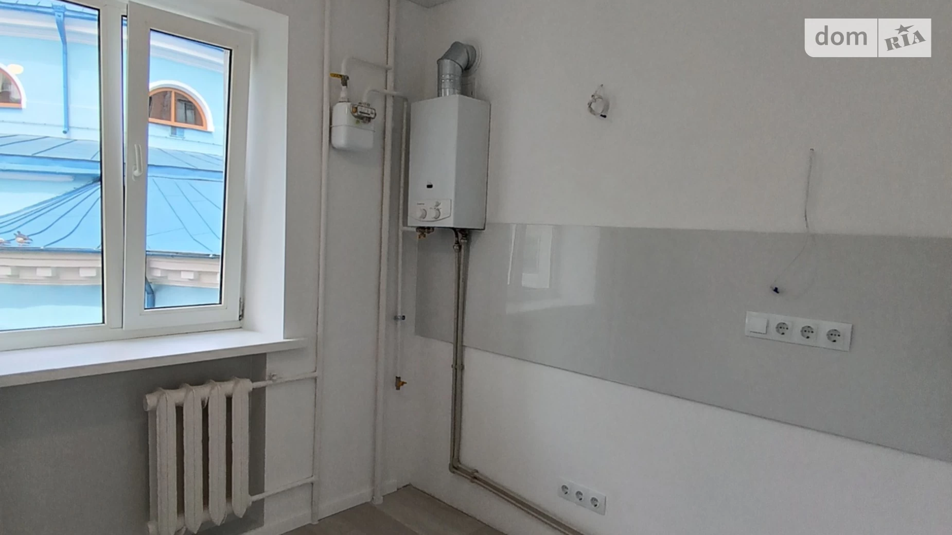 Продается 2-комнатная квартира 44 кв. м в Хмельницком, ул. Соборная, 14/2 - фото 2